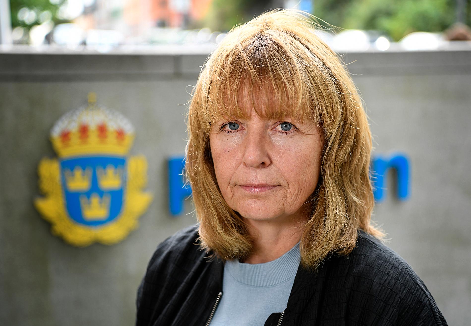 Lotta Mauritzson jobbar på polisens nationella bedrägericentrum. 
