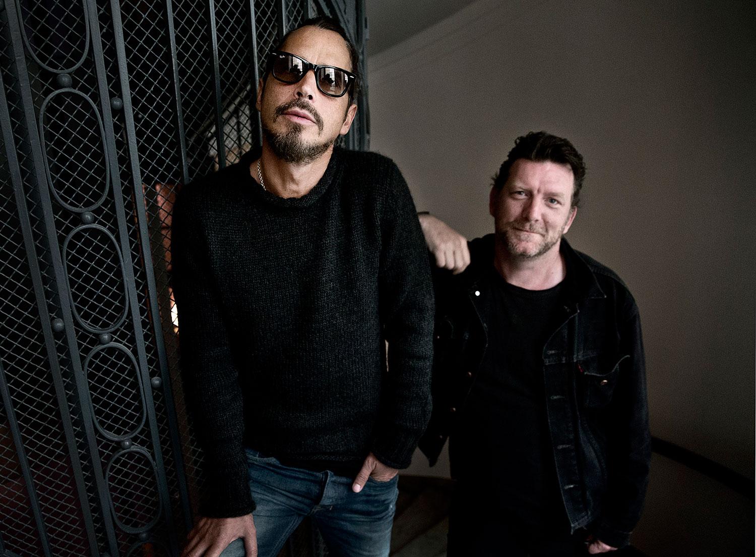 Chris Cornell och Ben Shepherd 2012.