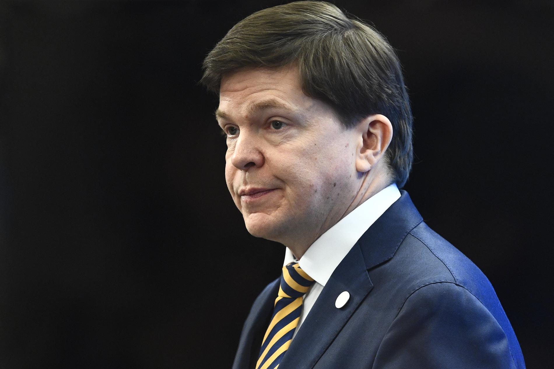 Riksdagens talman Andreas Norlén tror inte på att hålla ett eventuellt extraval samtidigt som EU-valet. Arkivbild.