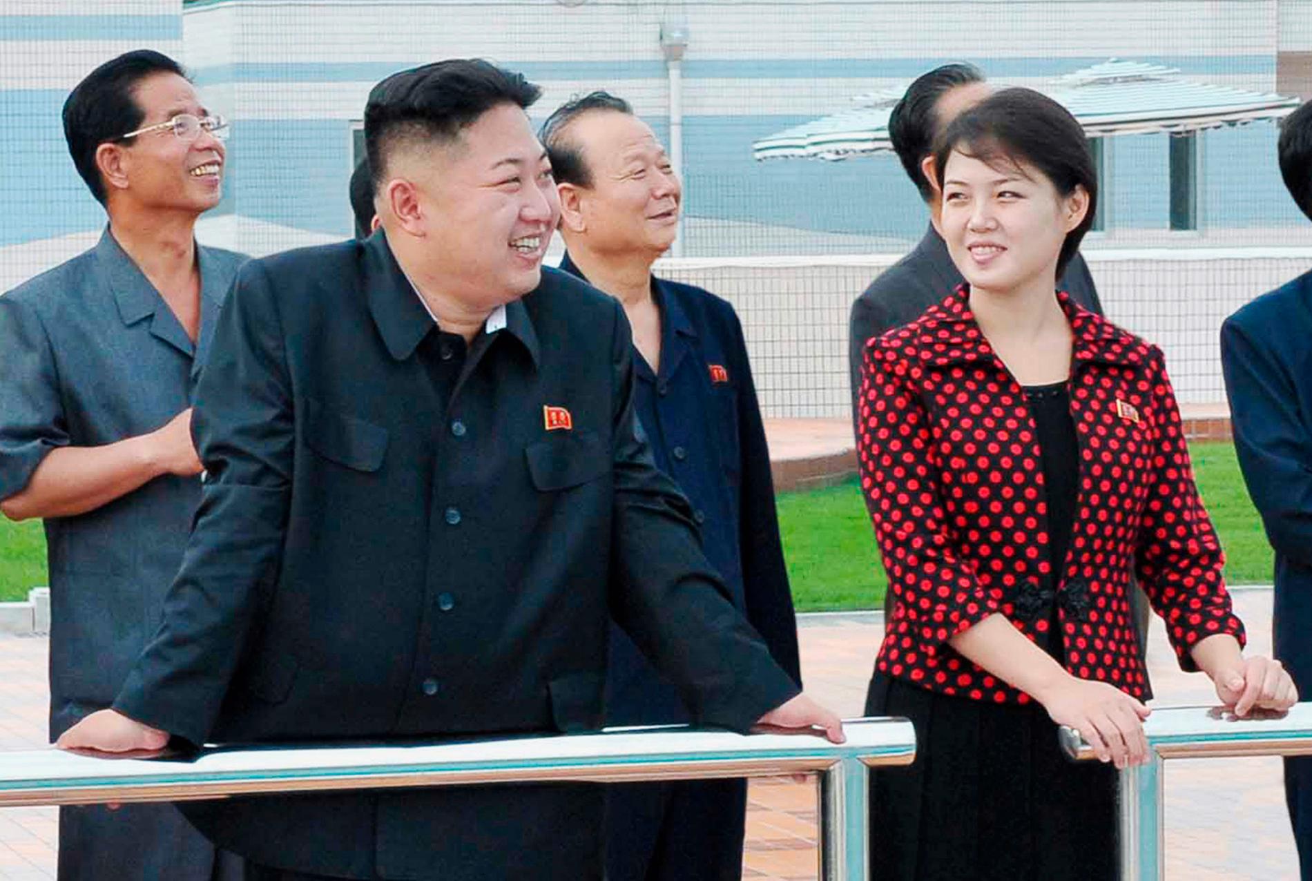 KÄRLEK Kim Jong-Un tillsammans med sin fru Ri Sol Ju.