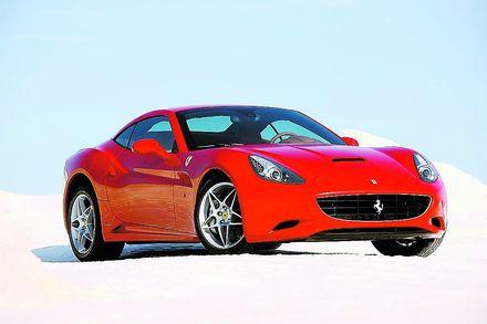 Ferrari California kostar runt 2 miljoner.