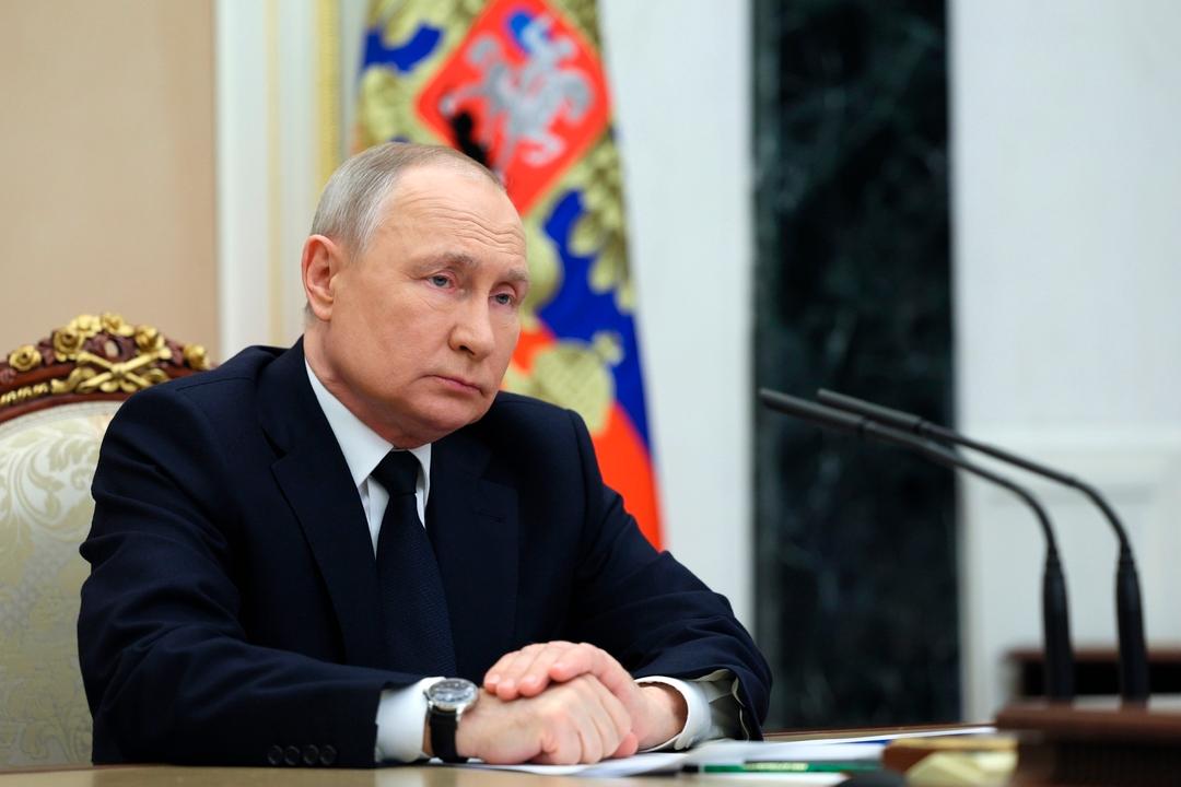 Putin vid ett möte under lördagen.