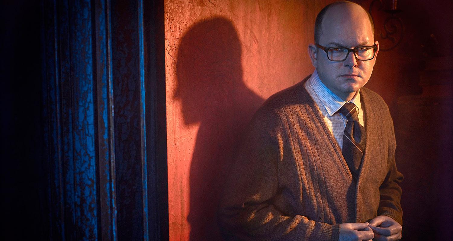 Mark Proksch som energivampyren Colin i ”What we do in the shadows”.