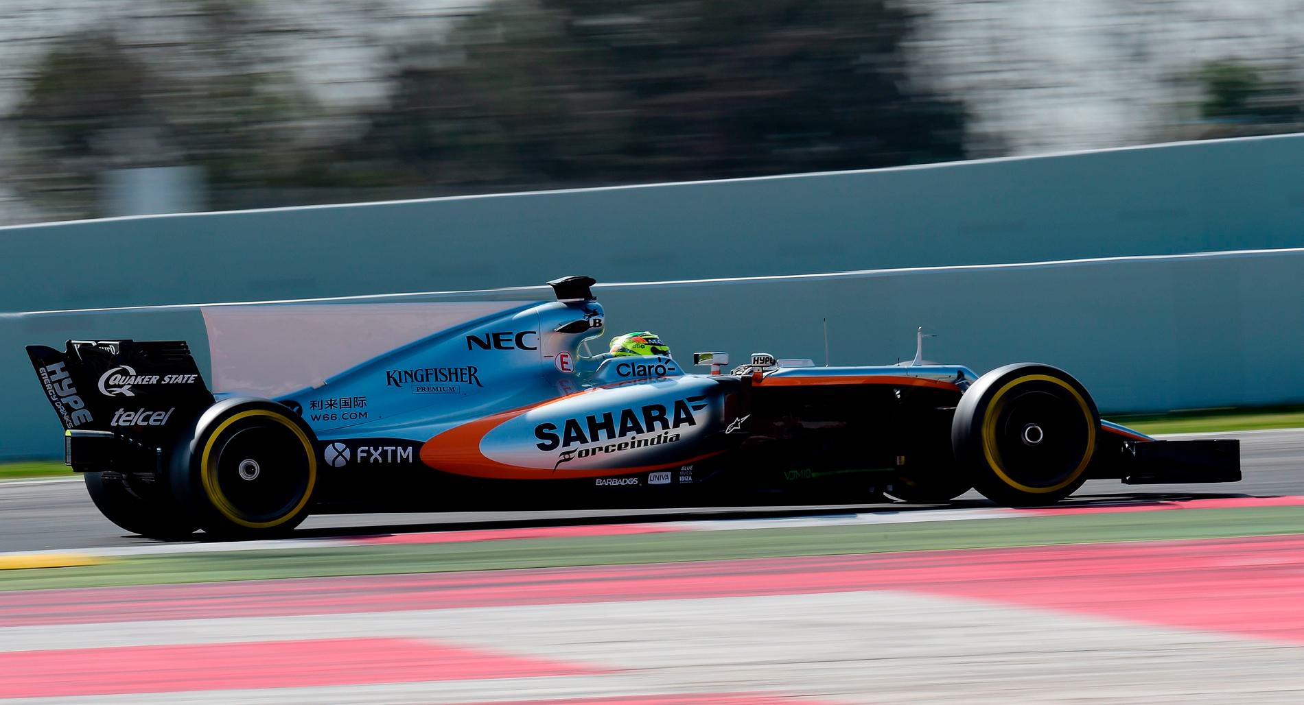Sergio Perez kör för Force India.