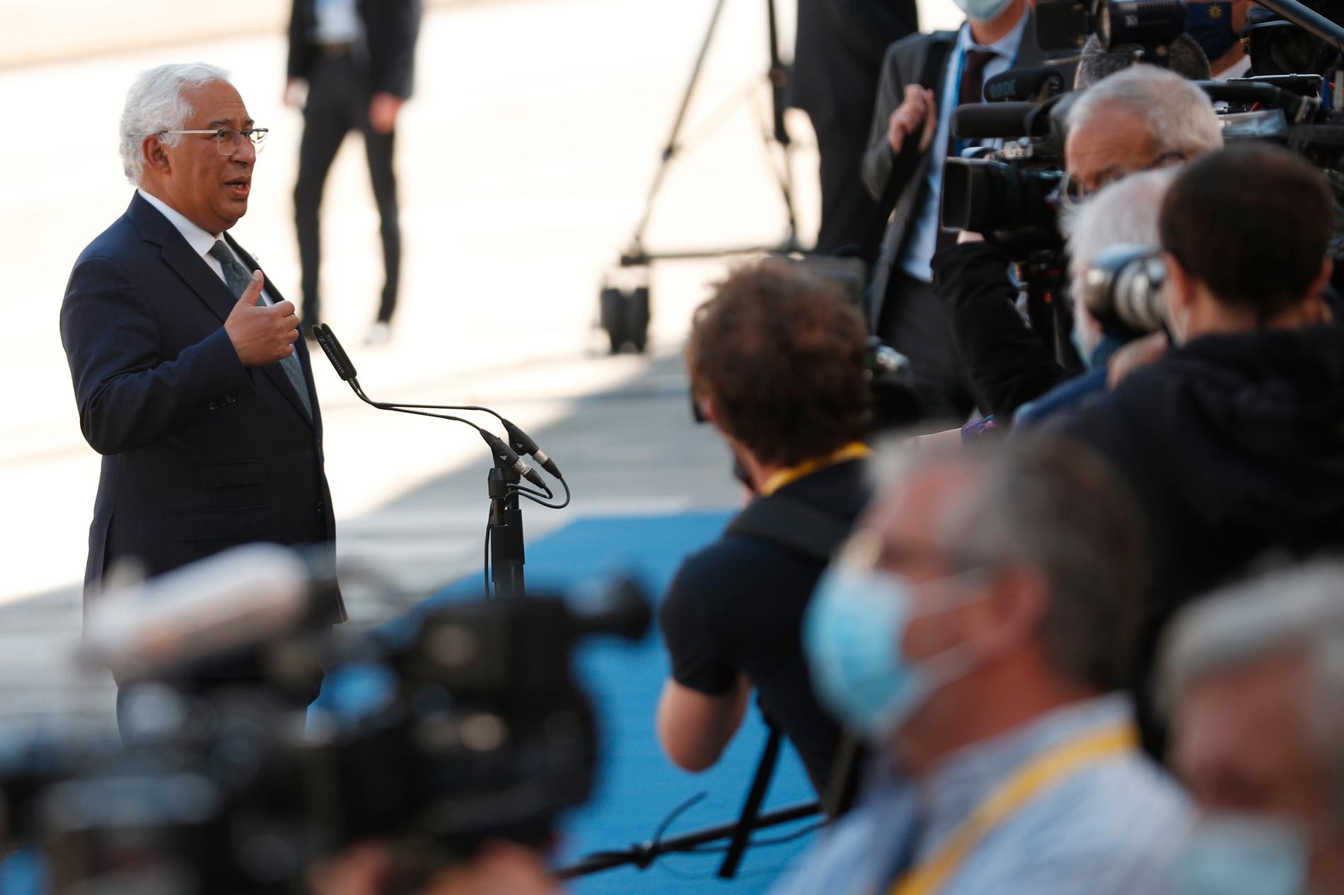 Portugals premiärminister António Costa på väg in till fredagens EU-toppmöte i Porto.
