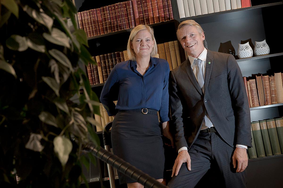 Finansminister Magdalena Andersson (S) och vice finansminister Per Bolund (MP). 