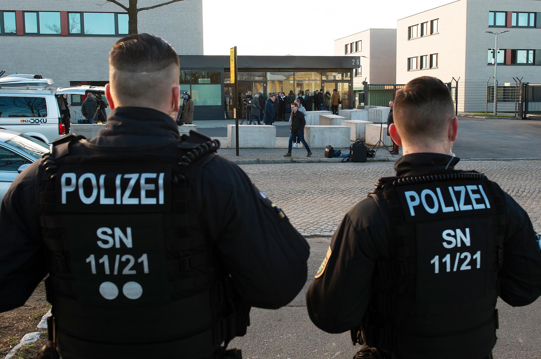 Tysk polis utreder bombhot som framförts mot stadshus i flera städer. Arkivbild.