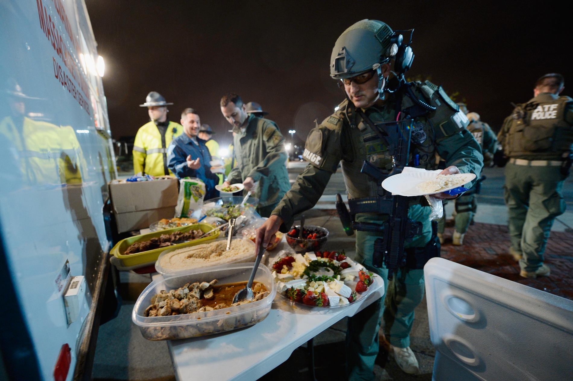 Mat till poliserna som jagade Dzjochar.