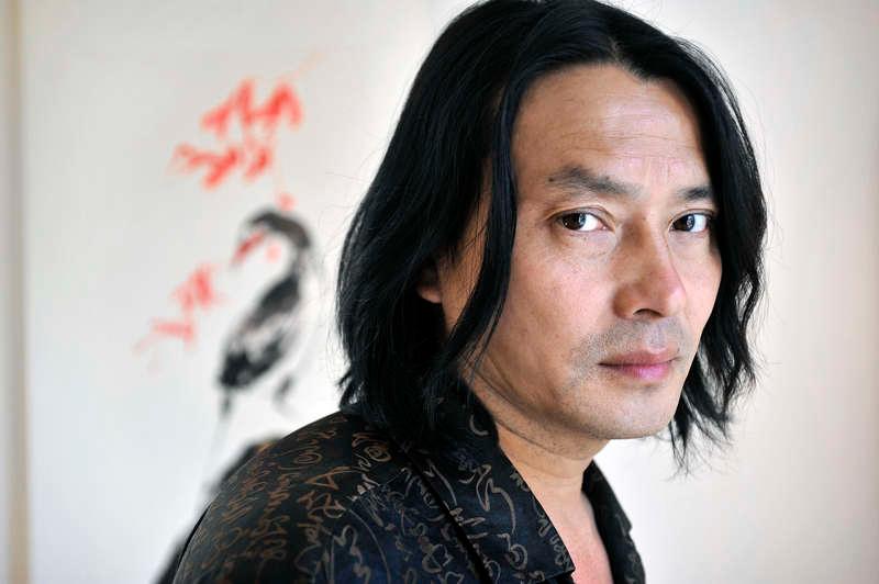  Li Li, 51, poet. Kom till Sverige som utbytesstudent i slutet av 1980-talet. Bor numera i Shanghai.
