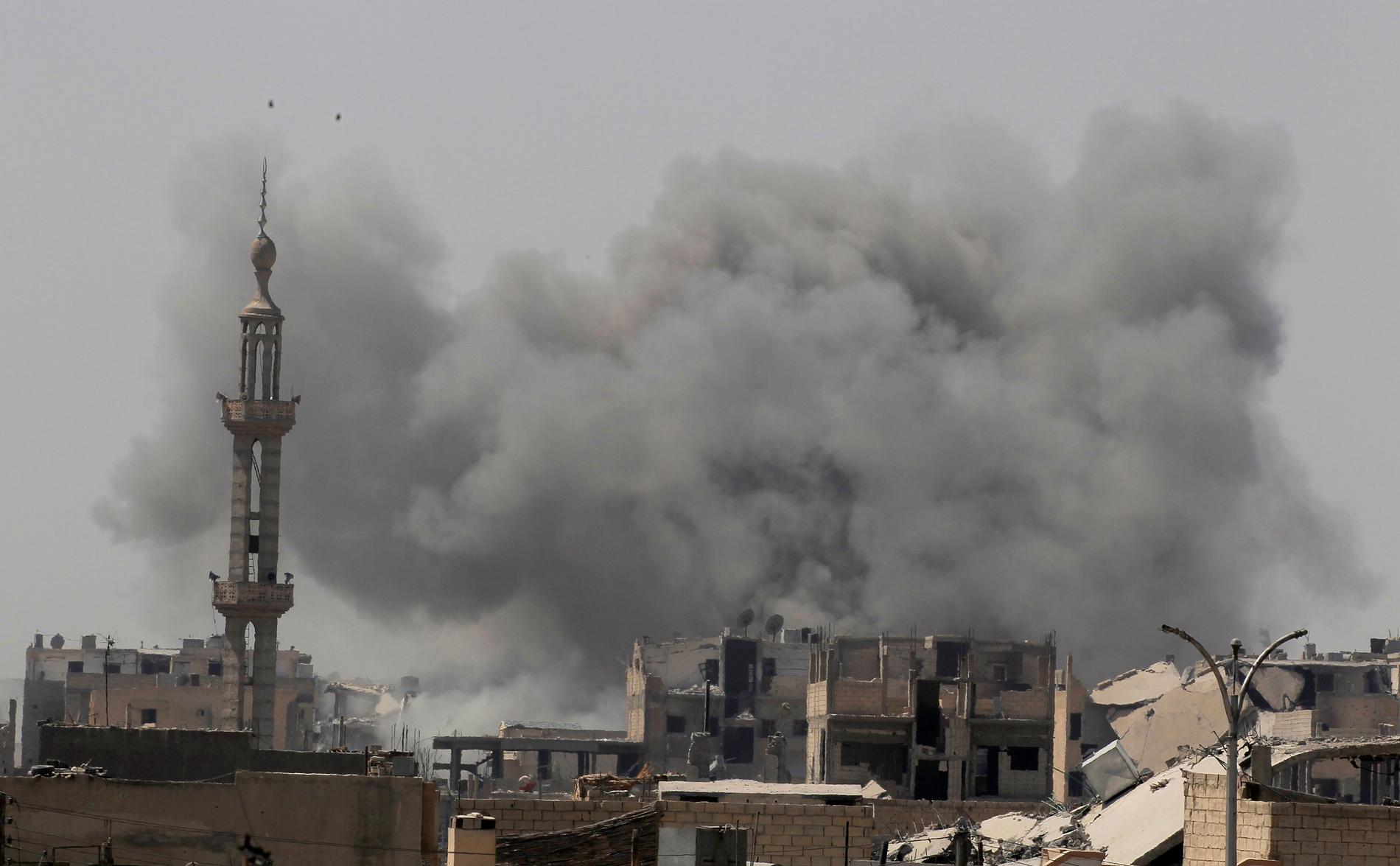 Offensiven mot Raqqa inleddes i juni