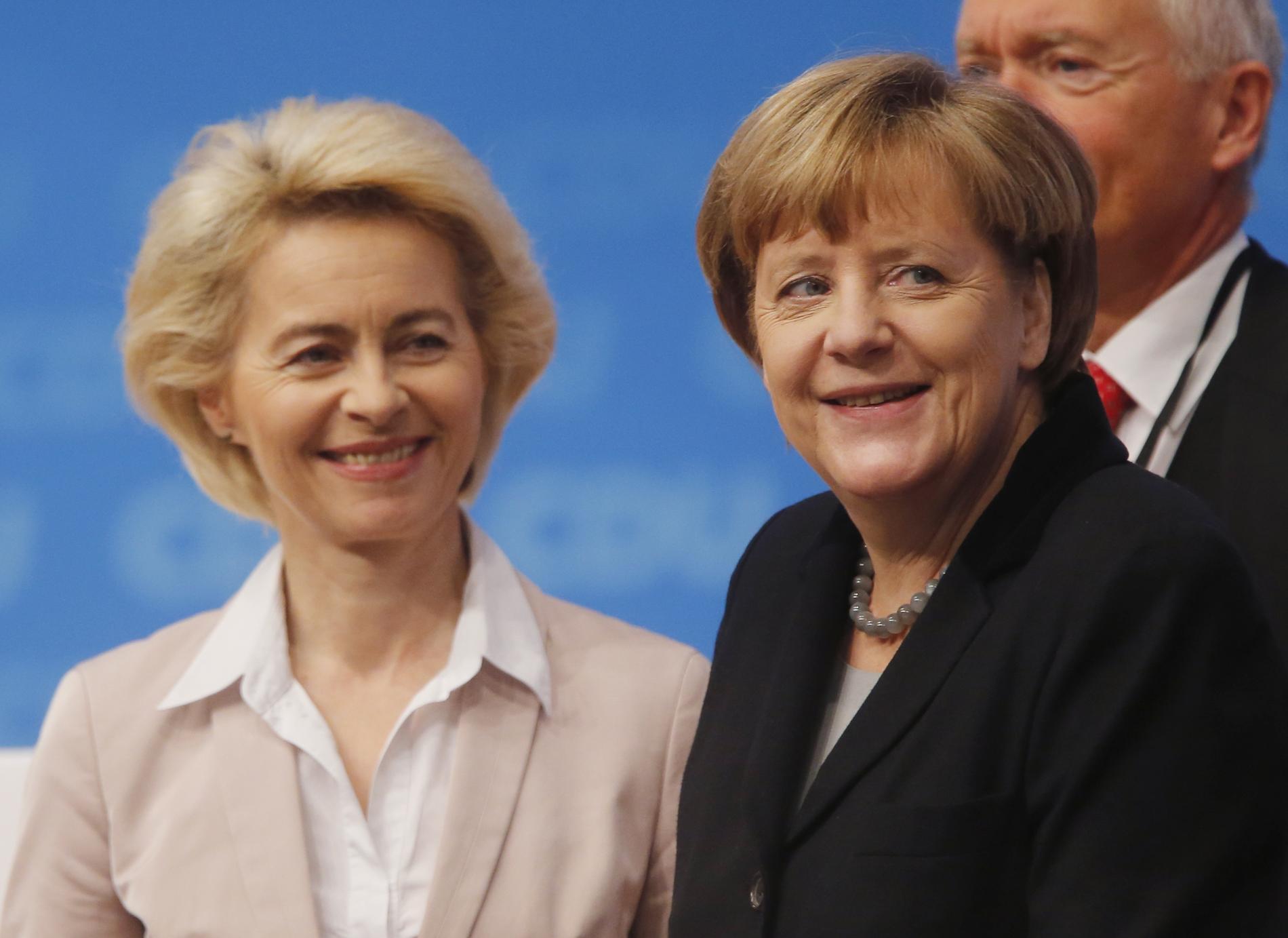 Tysklands förbundskansler Angela Merkel kallar Ursula von der Leyen "en hängiven europé". Arkivbild.