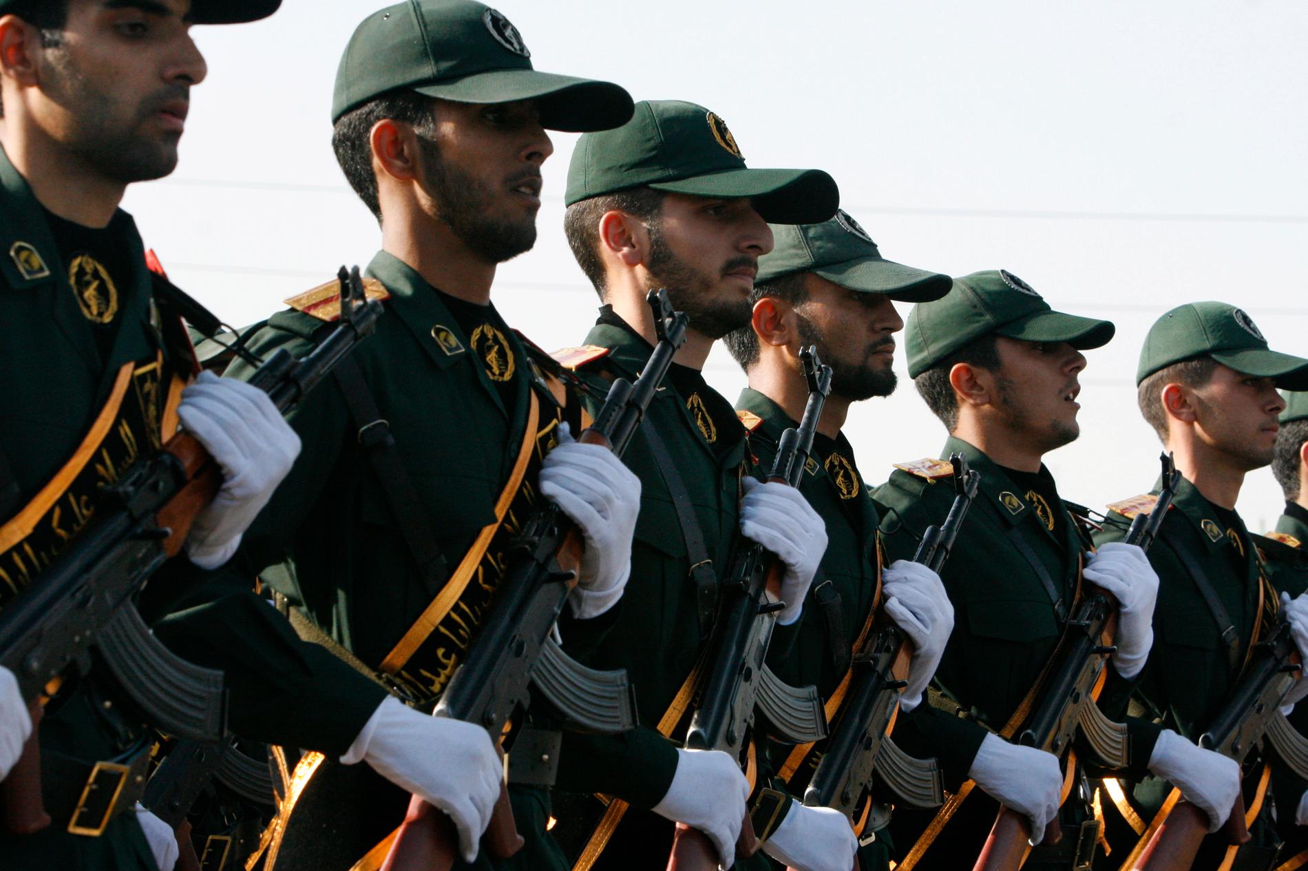 Delar av Irans revolutionsgarde vid en militärparad. Arkivbild.