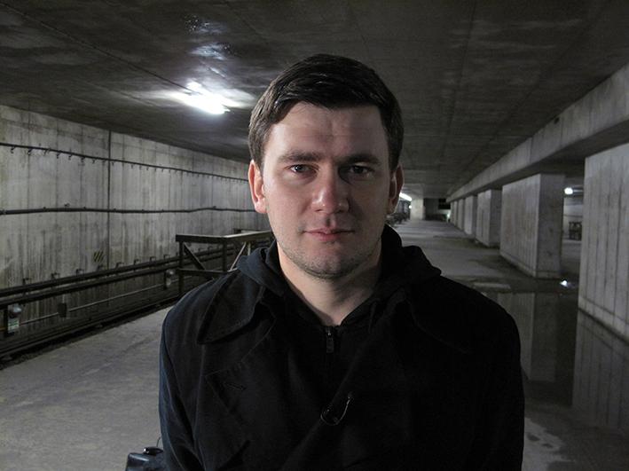 Dmitrij Gluchovskij (född 1973), rysk författare.