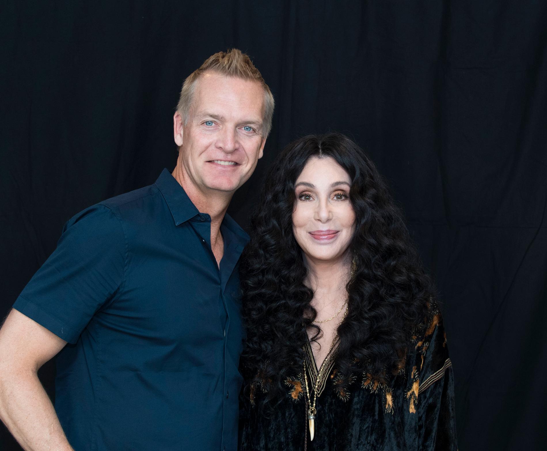 Cher, här med Aftonbladets Magnus Sundholm, lyfter det nya ”Mamma Mia”-soundtracket.