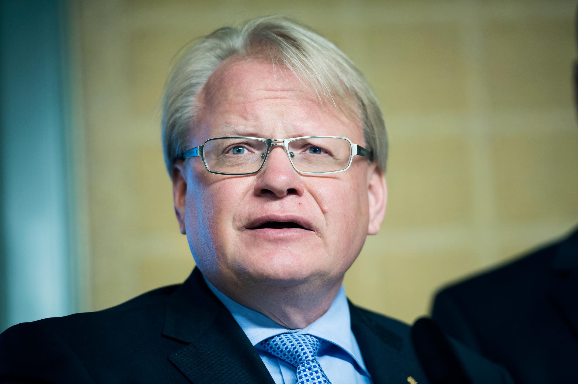 Sveriges försvarsminister Peter Hultqvist (S).