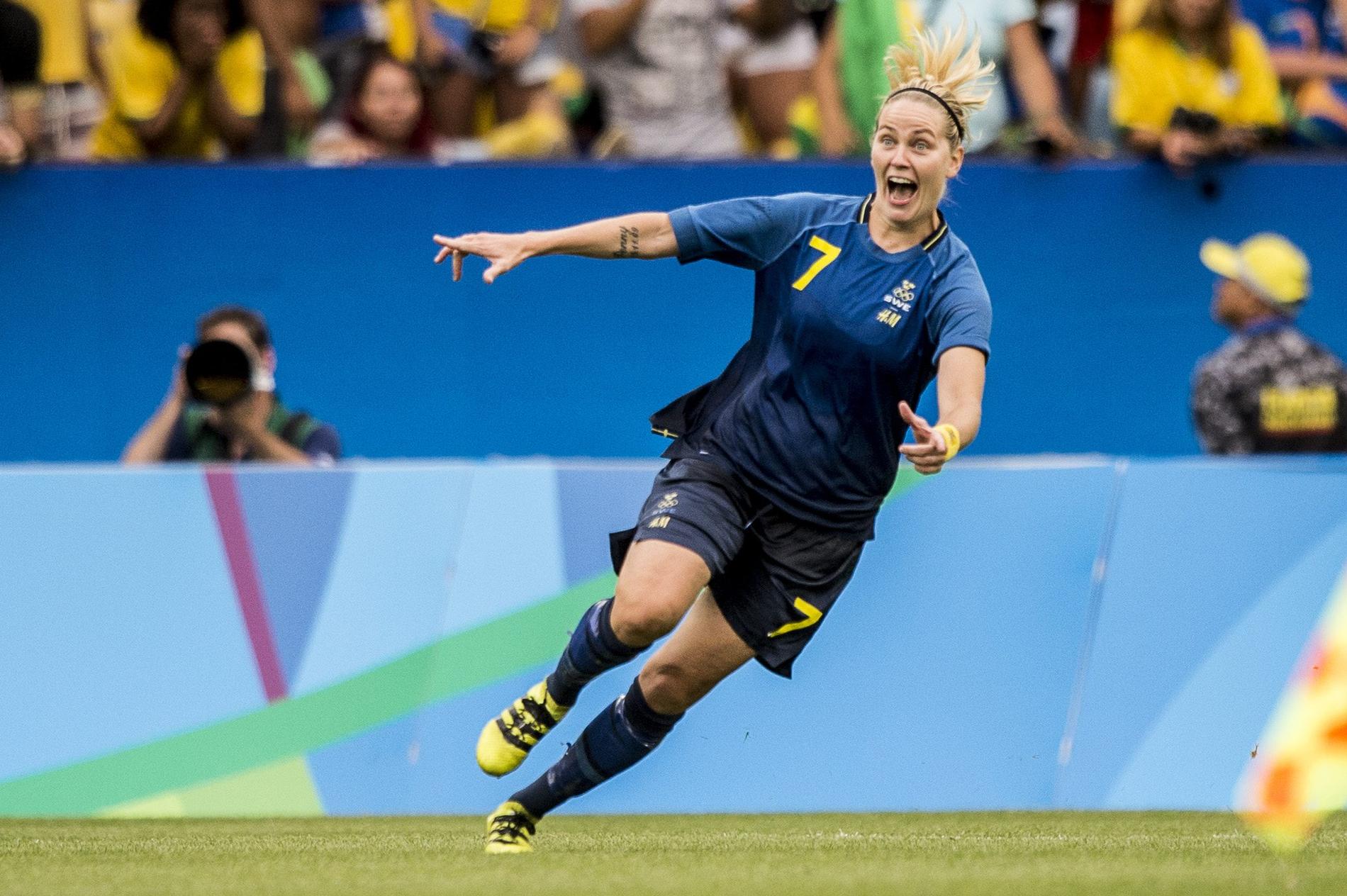 Lisa Dahlkvist efter att ha skjutit Sverige till OS-final 2016.