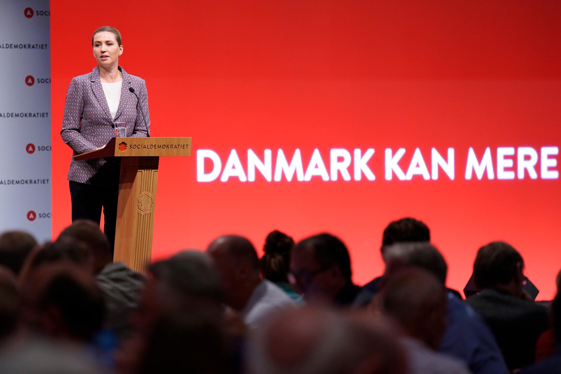 Danmarks statsminister Mette Frederiksen under kongressen på lördagen.