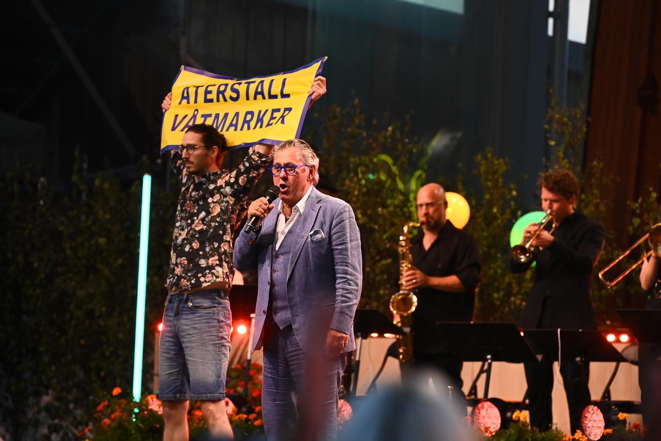 Klimataktivisterna stormade scenen under ”Allsång på Skansen” tidigare i år.