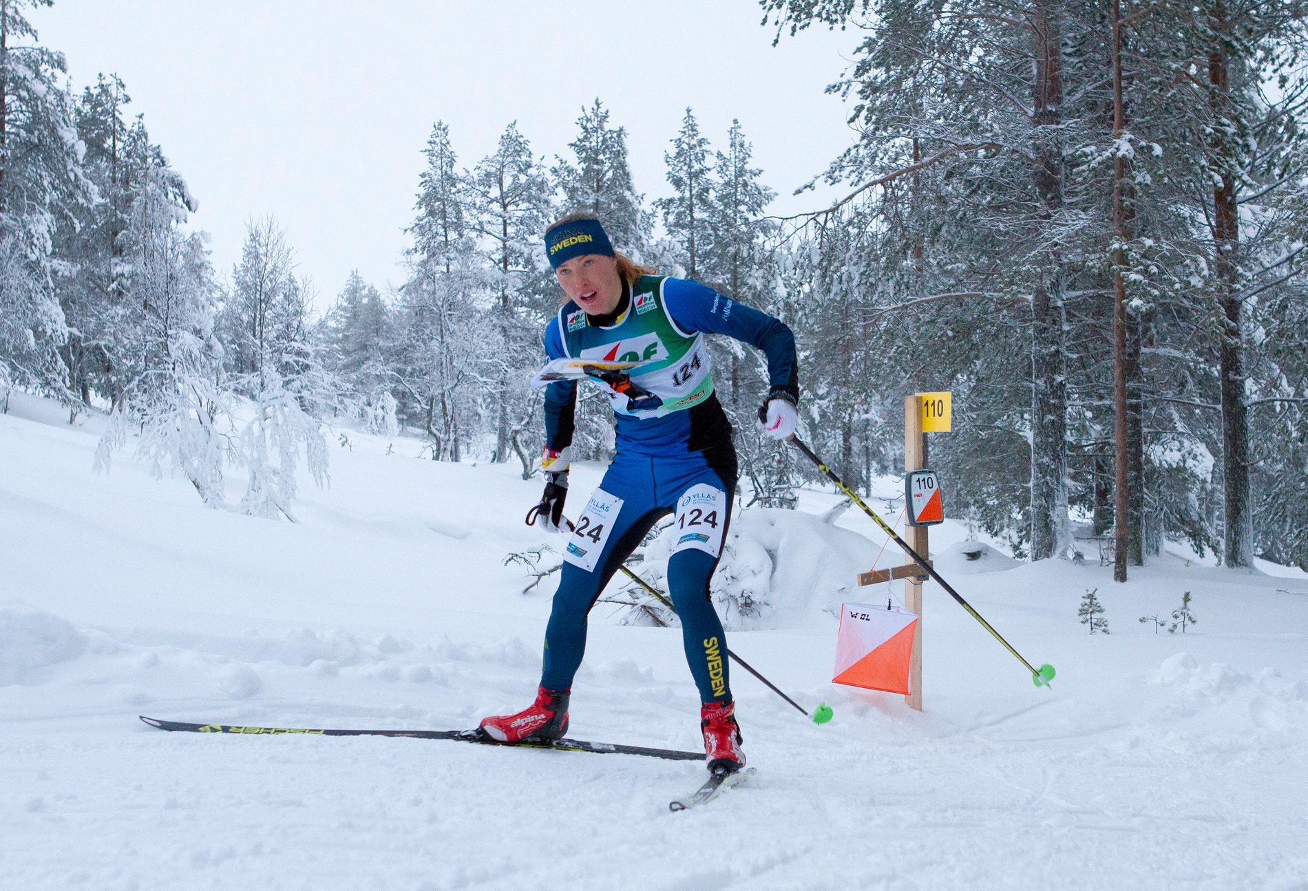 Tove Alexandersson, i par med Erik Rost, vann mixedstafetten i sprint vid skidorienterings-EM i Bulgarien. Arkivbild.