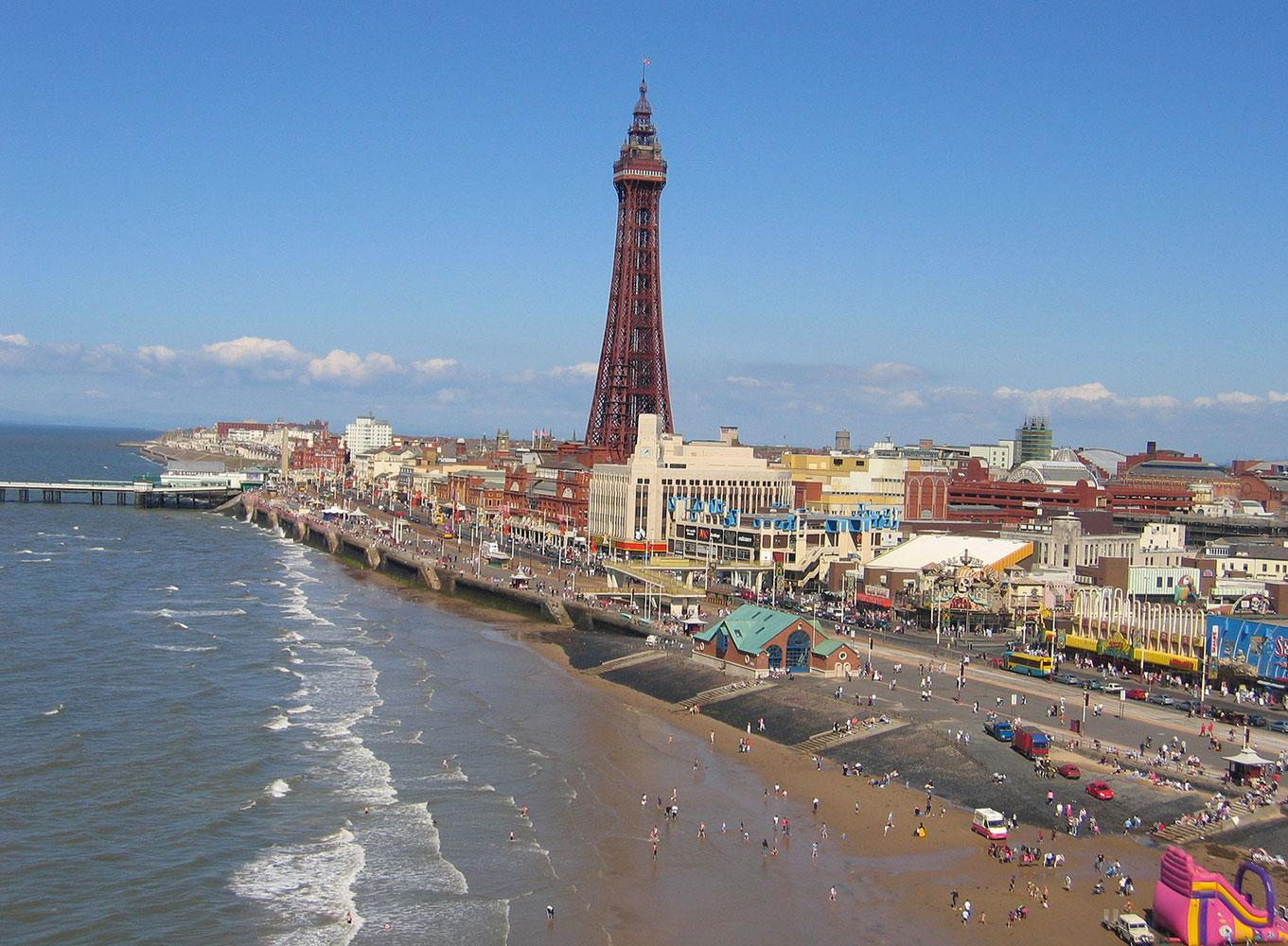 Blackpools berömda strandremsa.
