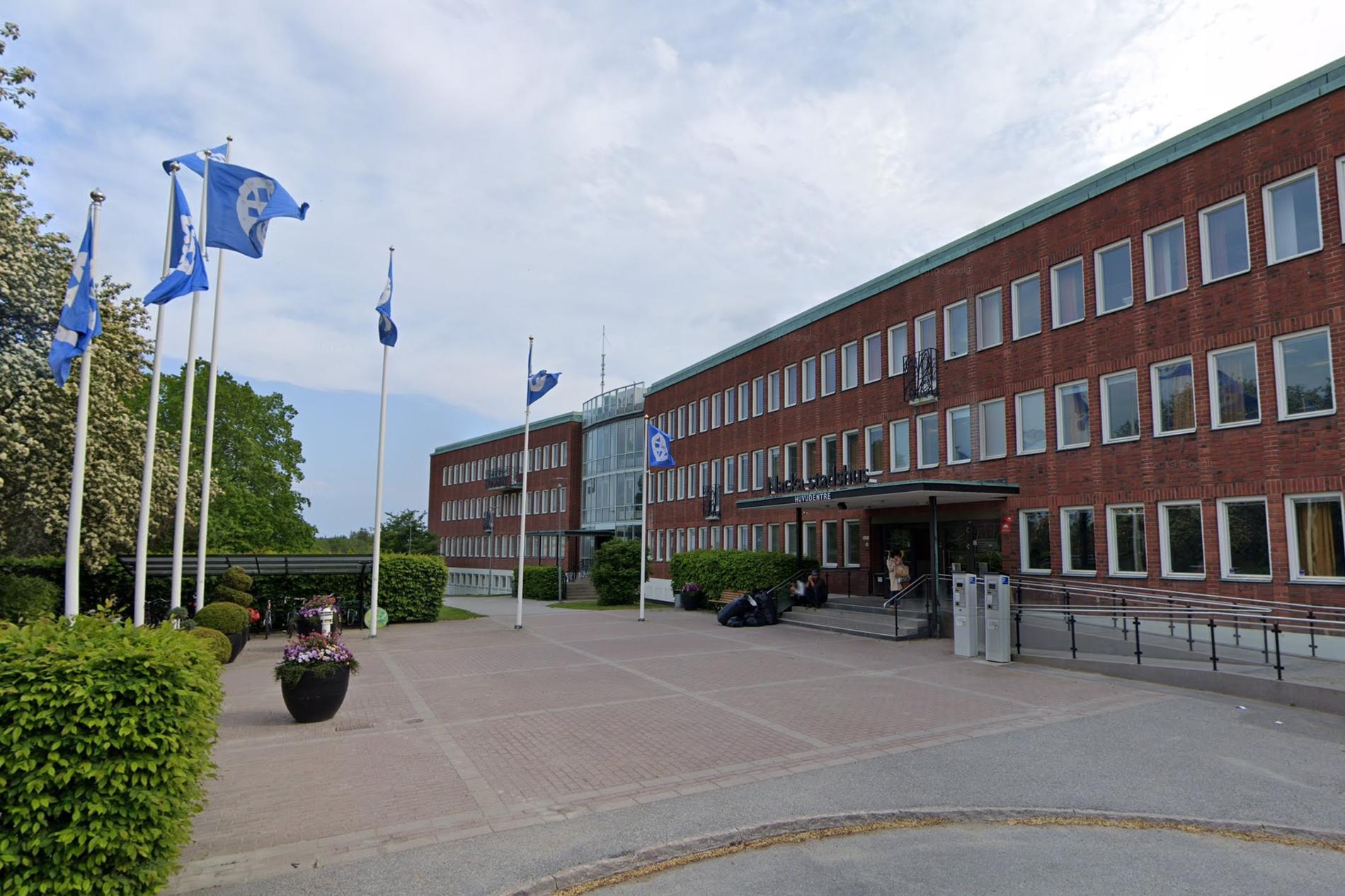 Nacka stadshus, Mikael Gustavsson Roxells nya arbetsplats. 