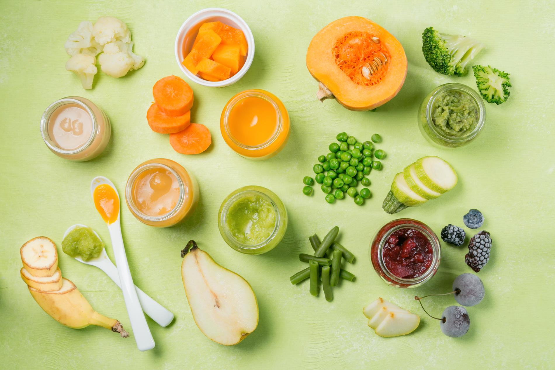 Välj ekologiska och närproducerade grönsaker när du gör hemmagjord barnmat.