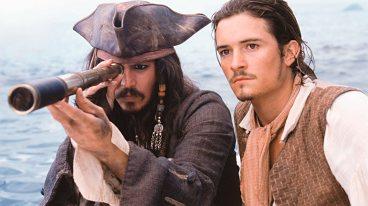 Johnny Depp tillsammans med Orlando Bloom i en av sina mest uppmärksamma roller, som Kapten Jack Sparrow i ”Pirates of the Carribbean”.