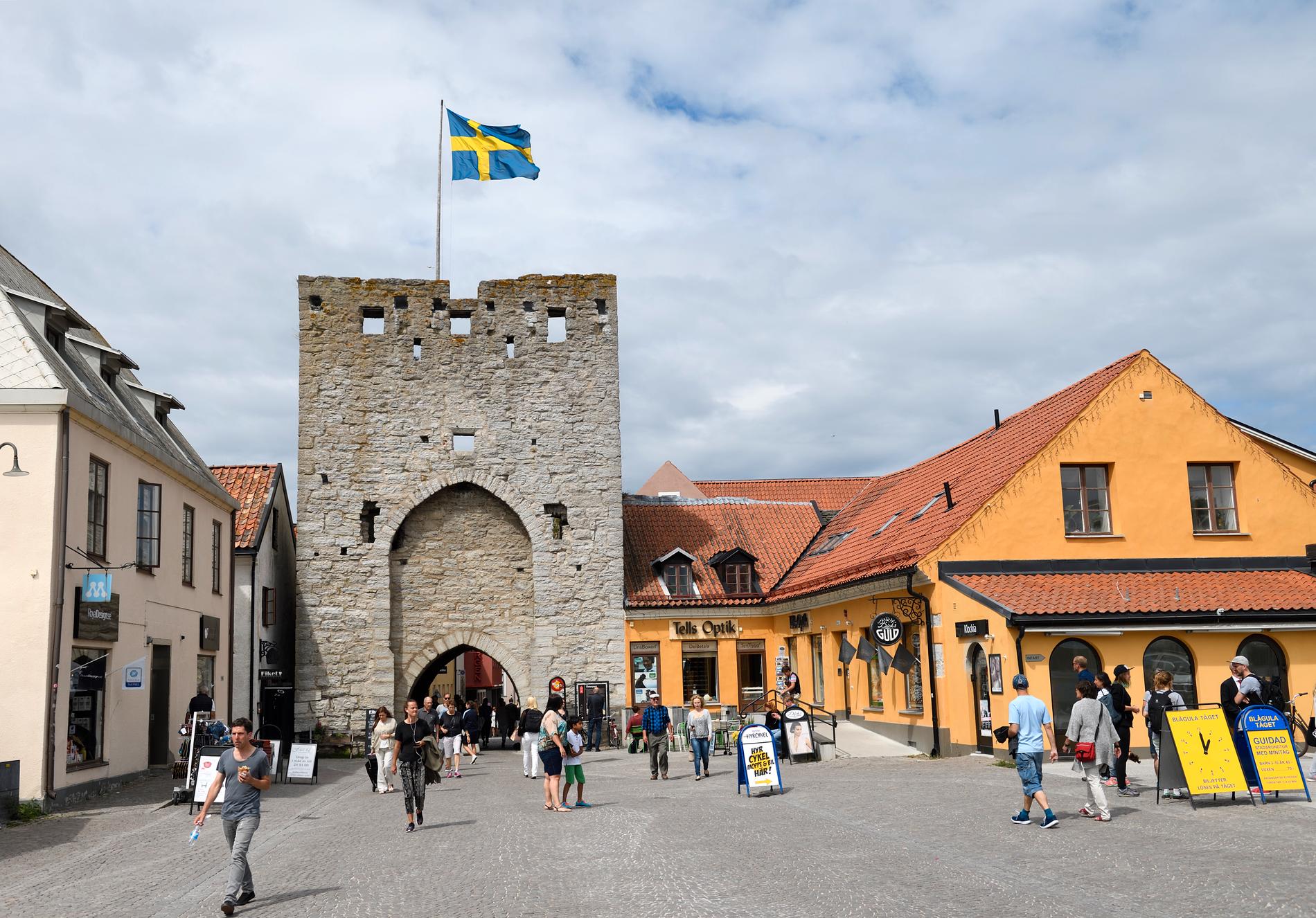 Resandet till Gotland minskade kraftigt, både från Stockholm och från andra håll. Arkivbild från Visby.