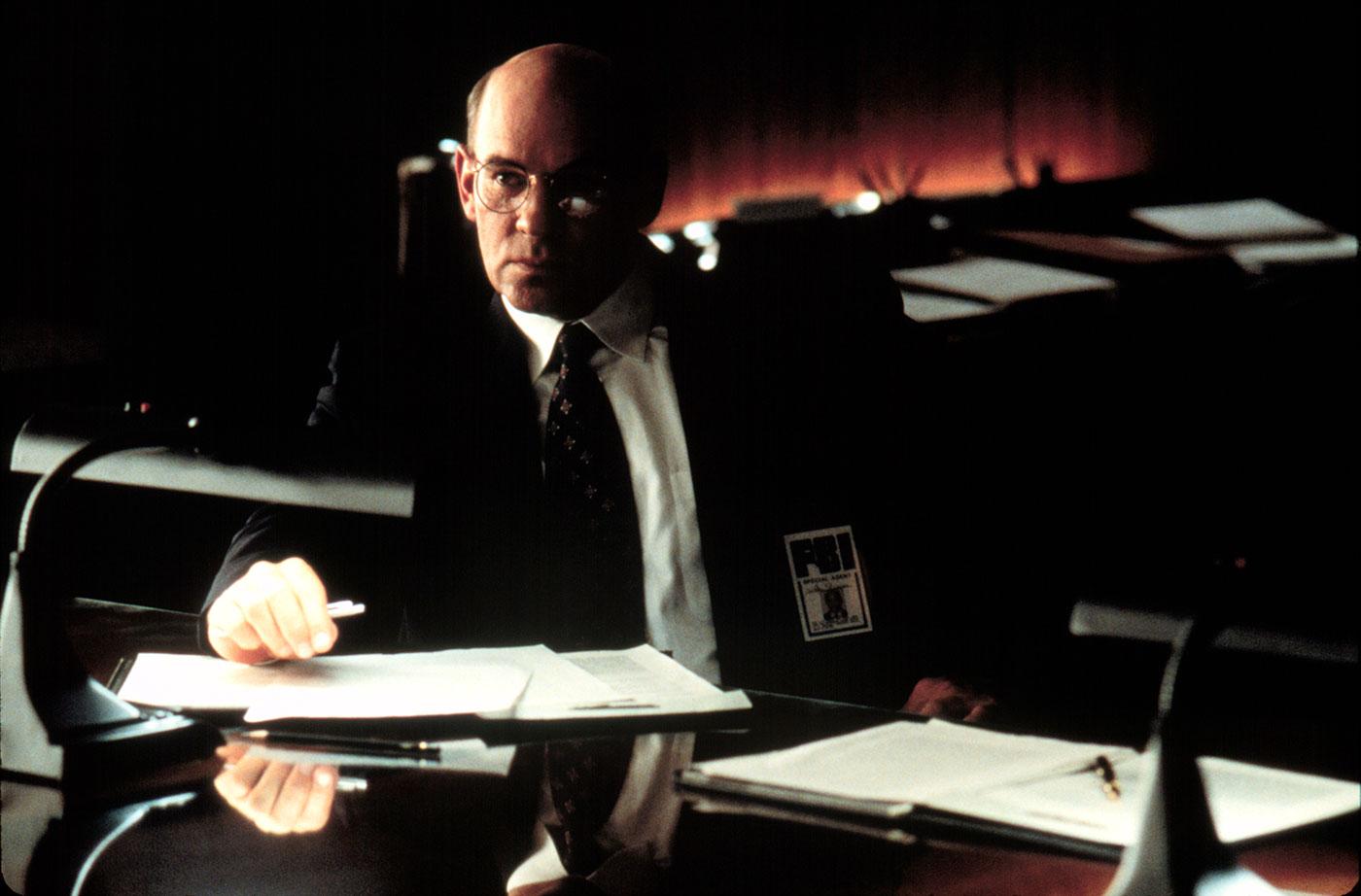 Mitch Pileggi som Agent Skinner.