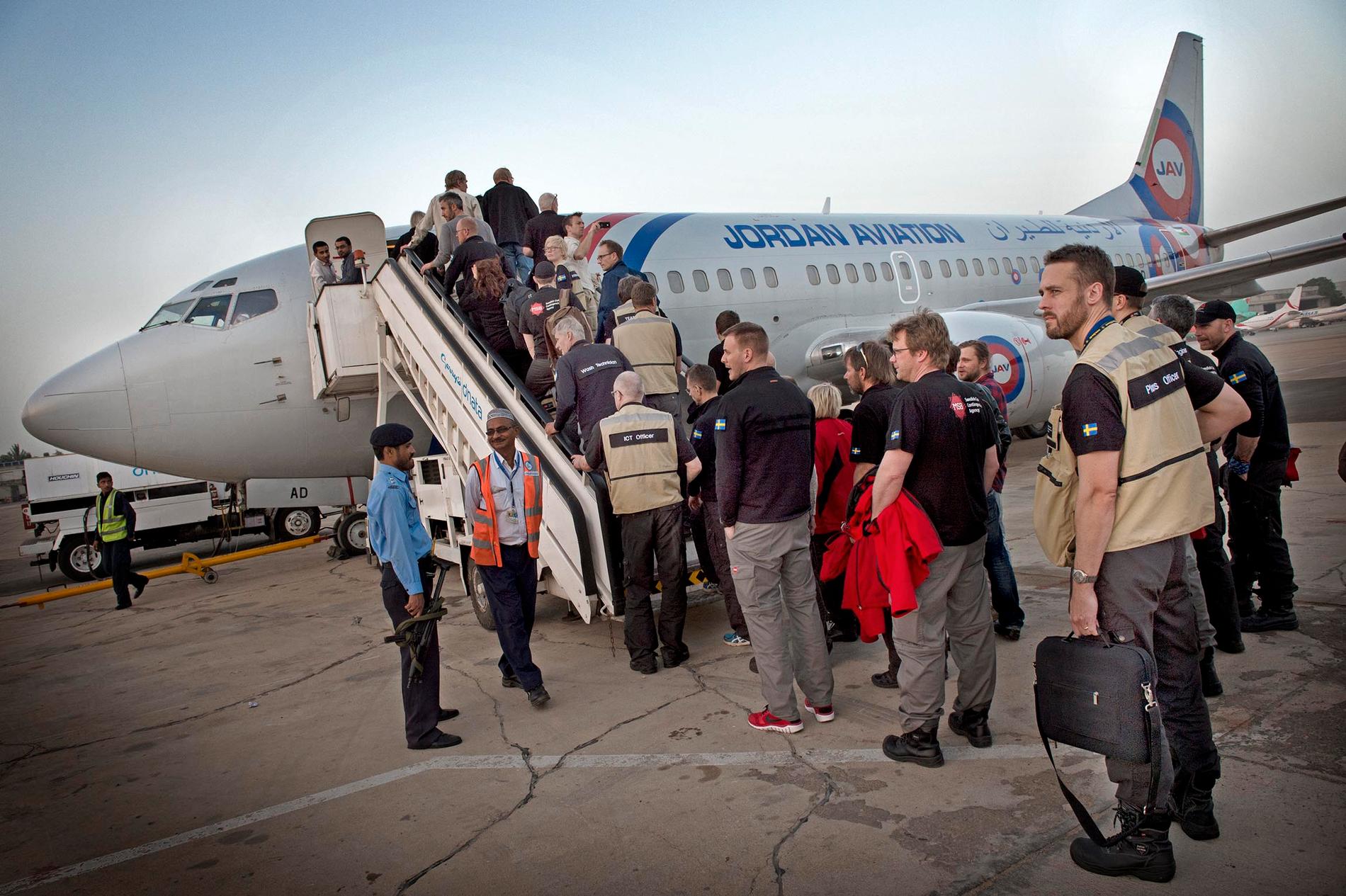 Svensk hjälp anländer till Nepal.