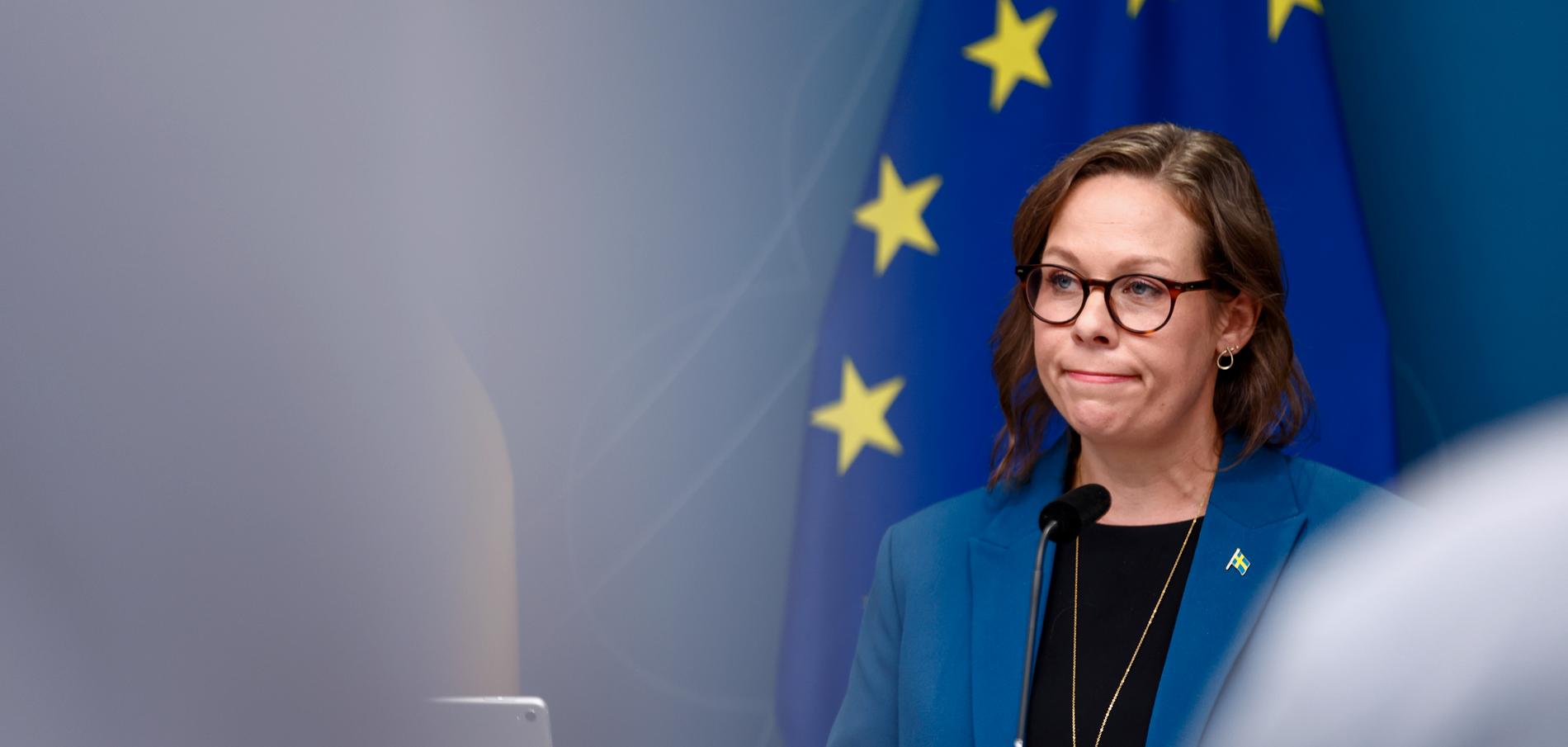 Migrationsminister Maria Malmer Stenergard (M) på dagens pressträff.
