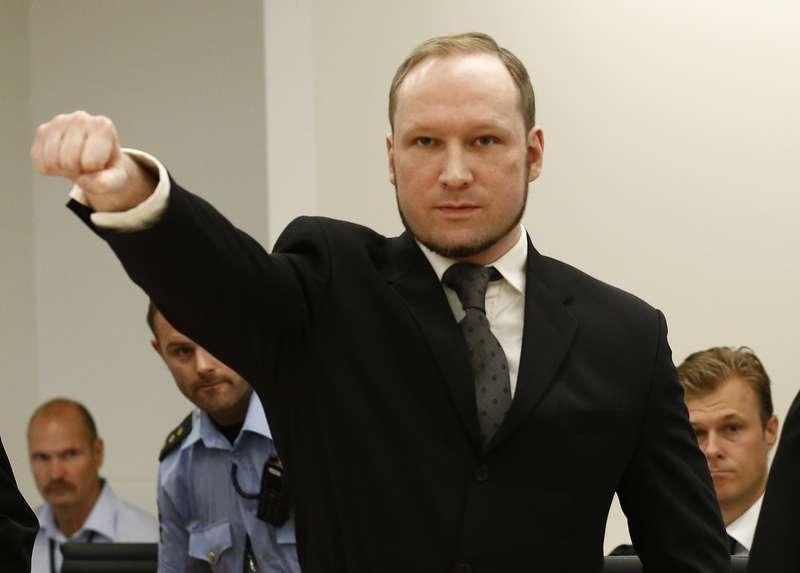 Massmördaren i rättenAnders Behring Breivik dödade 77 människor i attentaten i Oslo och på Utøya för två år sedan. Han är dömd till 21 års fängelse för dåden.