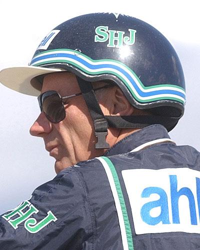 Stig H Johansson, som numerar får agera ”staketkusk” då Erik Adielsson kör de flesta han hästarna.