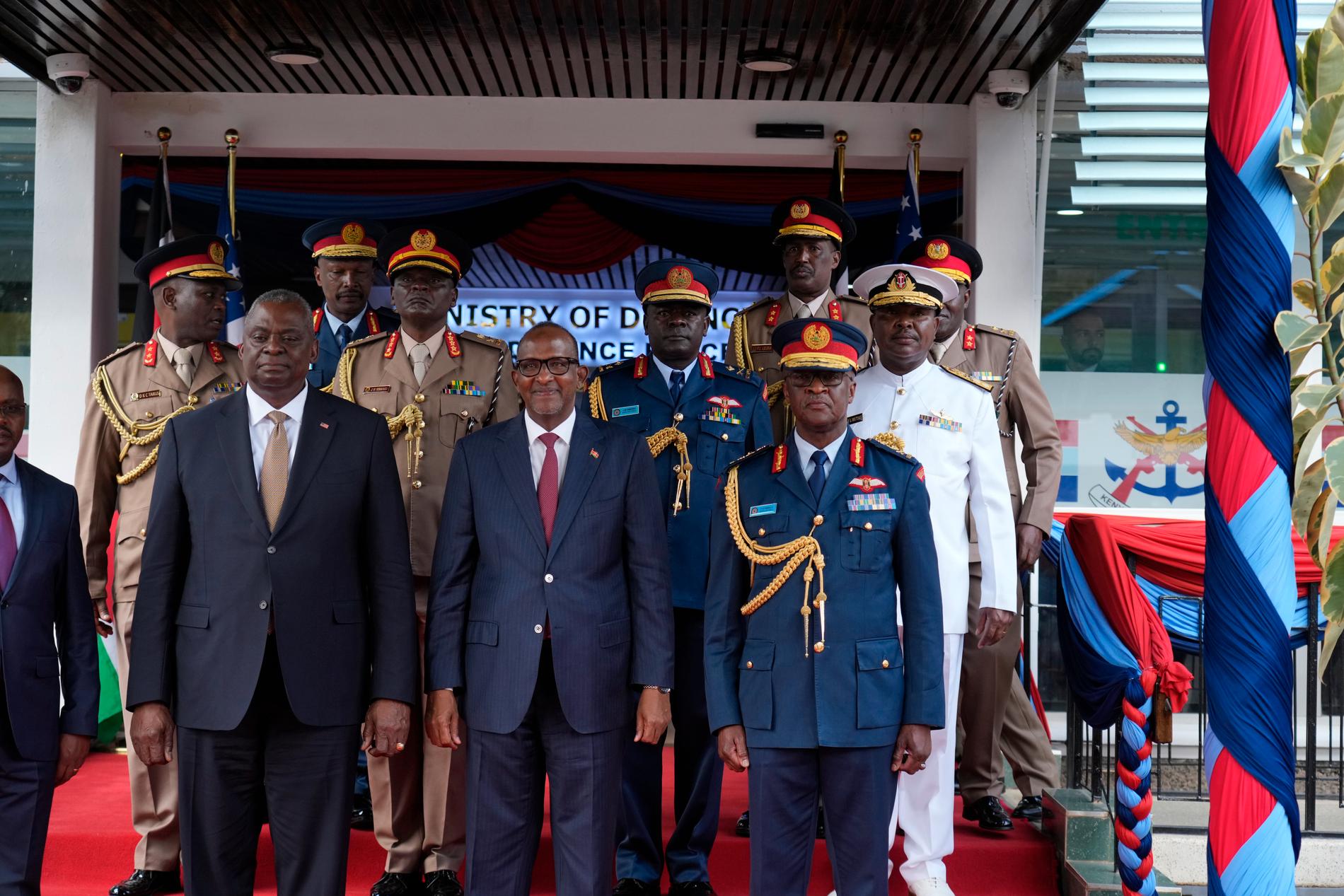 USA och Kenya undertecknade en försvarsöverenskommelse på måndagen för att bekämpa gängvåld i Haiti med hjälp av Kenyanska militärstyrkor.