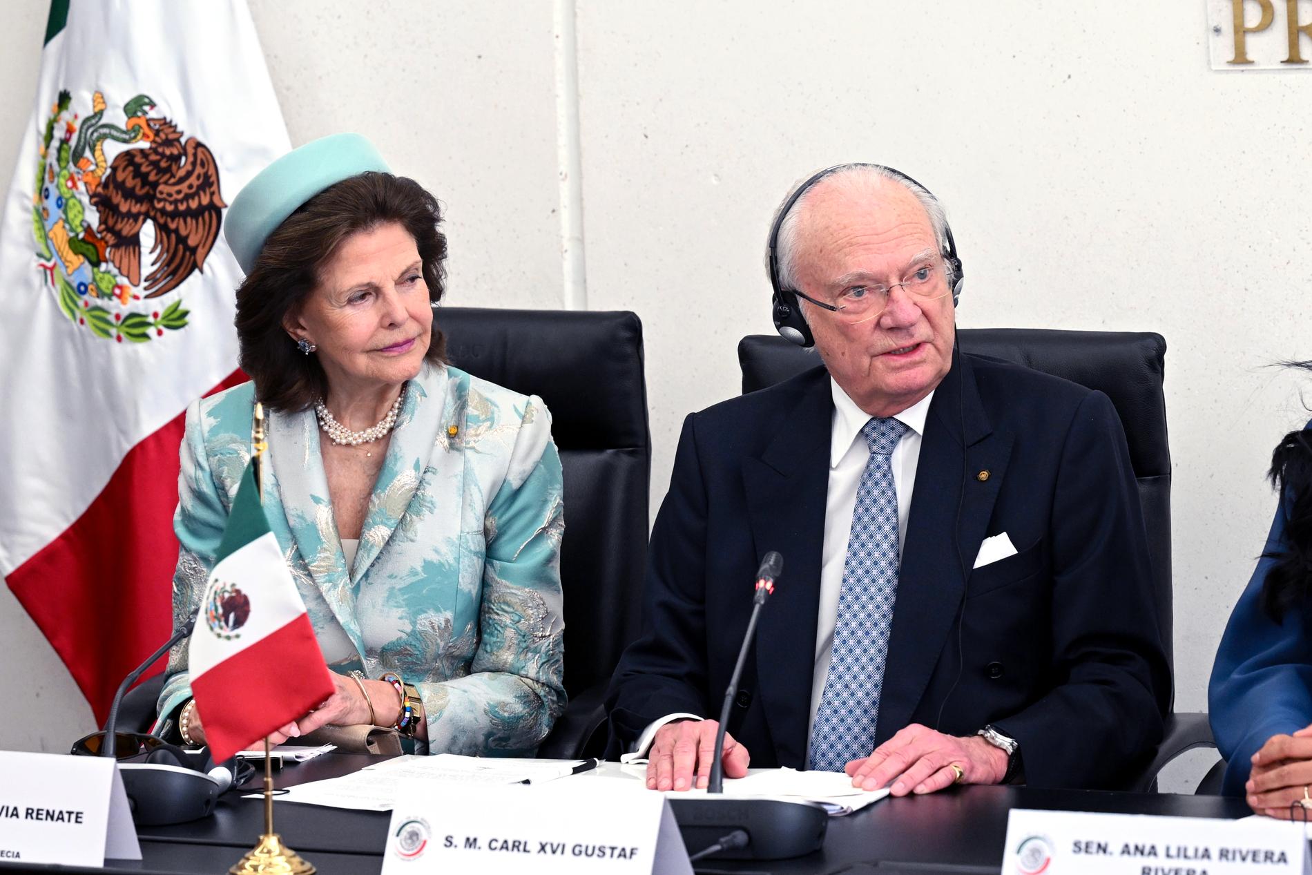 Kungen och drottningen under statsbesöket i Mexiko. 