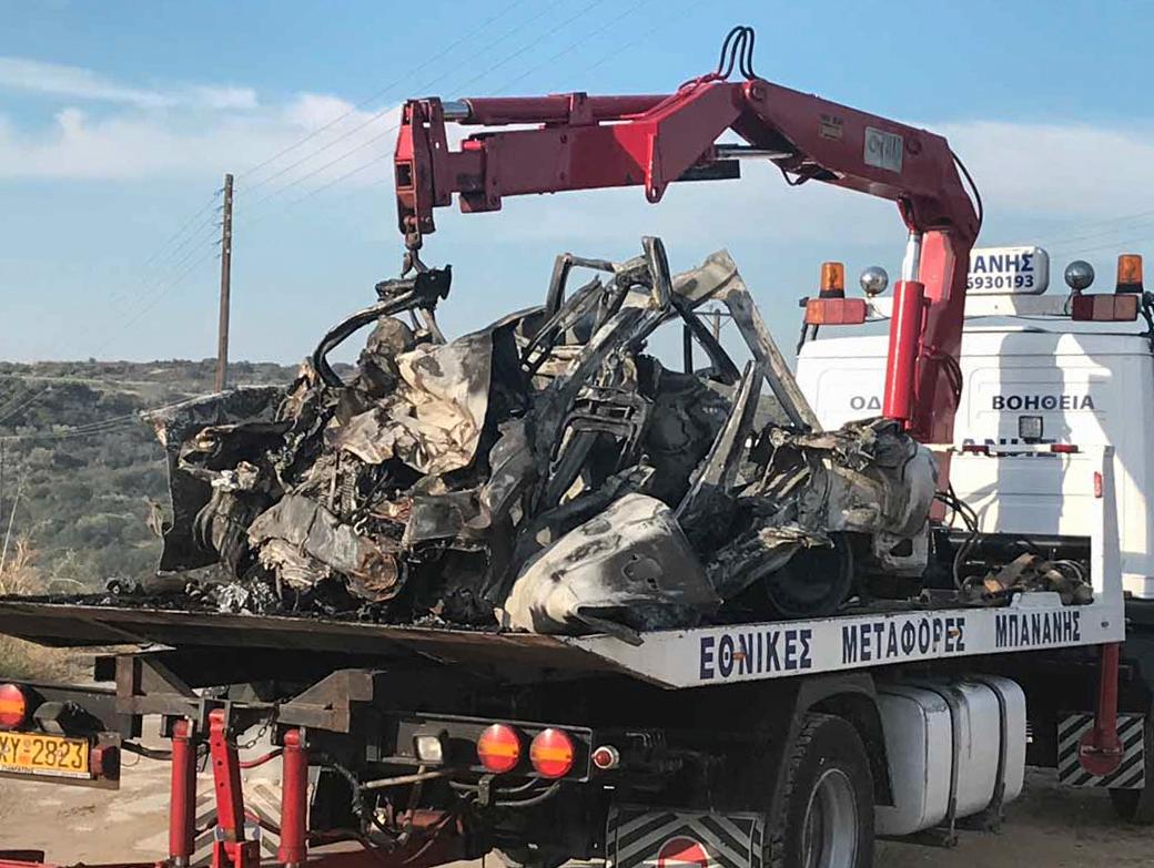 Elva personer dog i den här skåpbilen i norra Grekland.