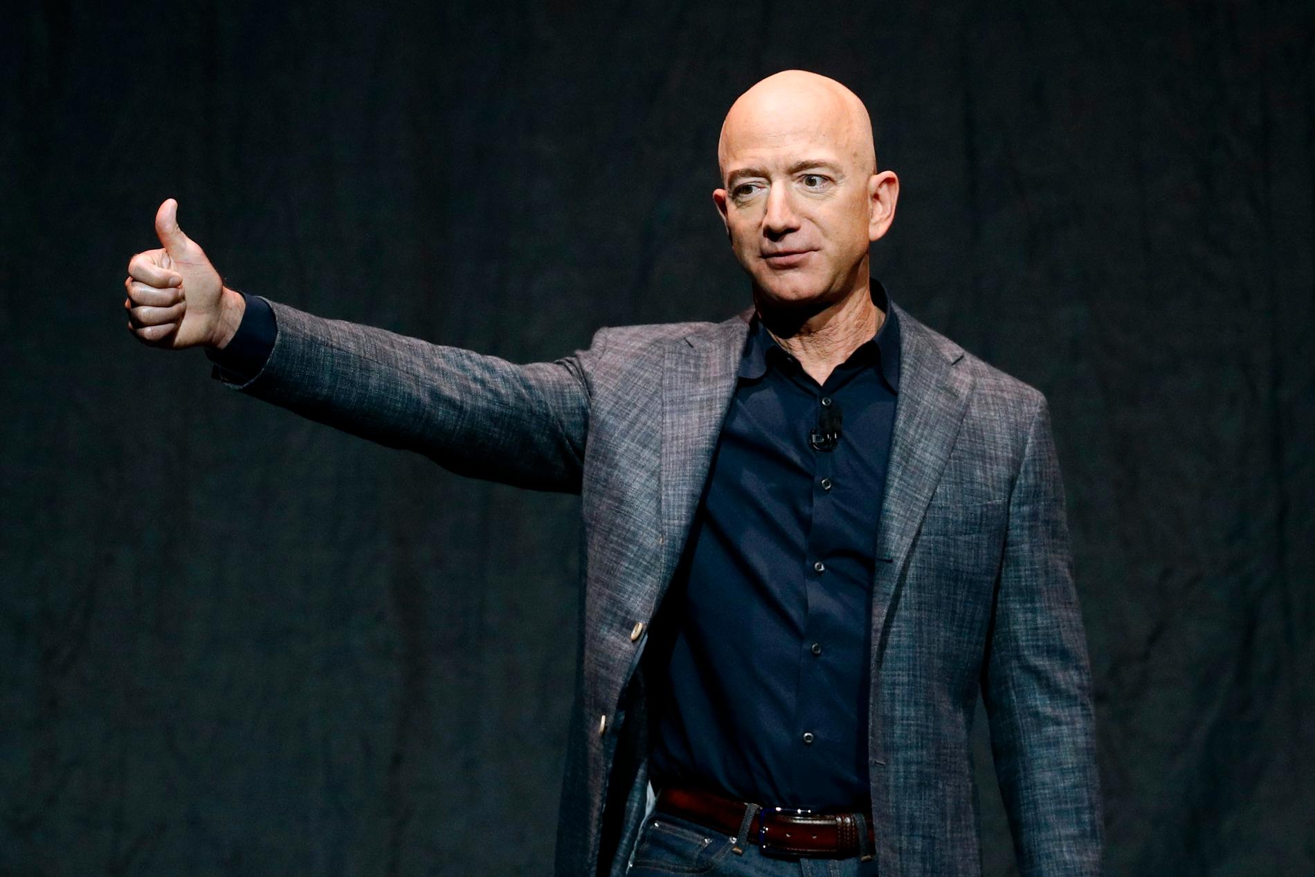 Jeff Bezos har just slutat som vd för Amazon, bland annat för att kunna lägga mer tid på sitt rymdföretag Blue Origin. Arkivbild.
