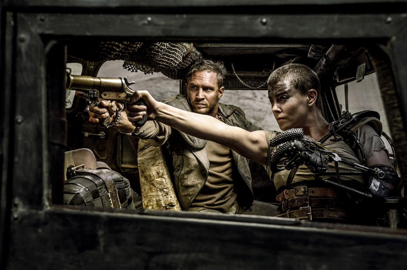 Tom Hardy och Charlize Theron i ”Mad Max”.