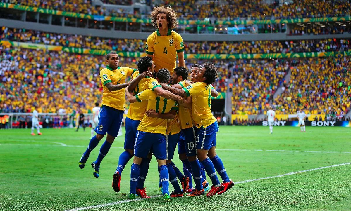 Brasilien står värd för fotbolls-VM som pågår 12 juni-13 juli.