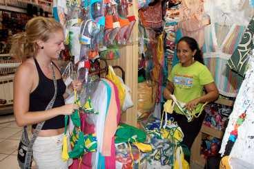"Brasilien är det bästa stället i världen att shoppa bikini på", säger Månstråle Dahlström som bor i Fortaleza.