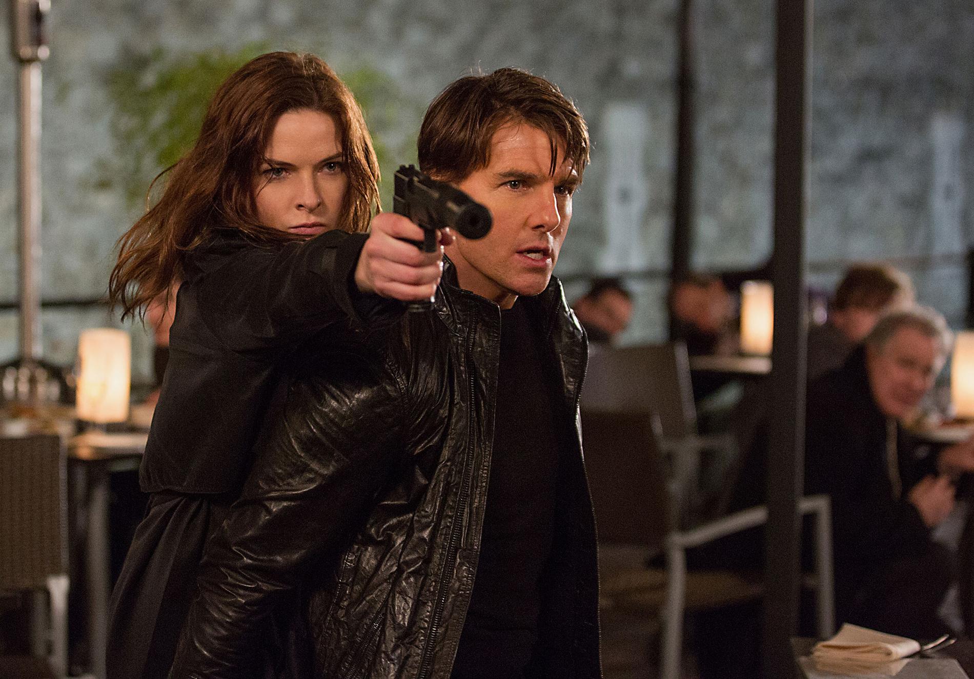 Rebecca Ferguson och Tom Cruise i nya "Mission: Impossible: Rogue Nation,"