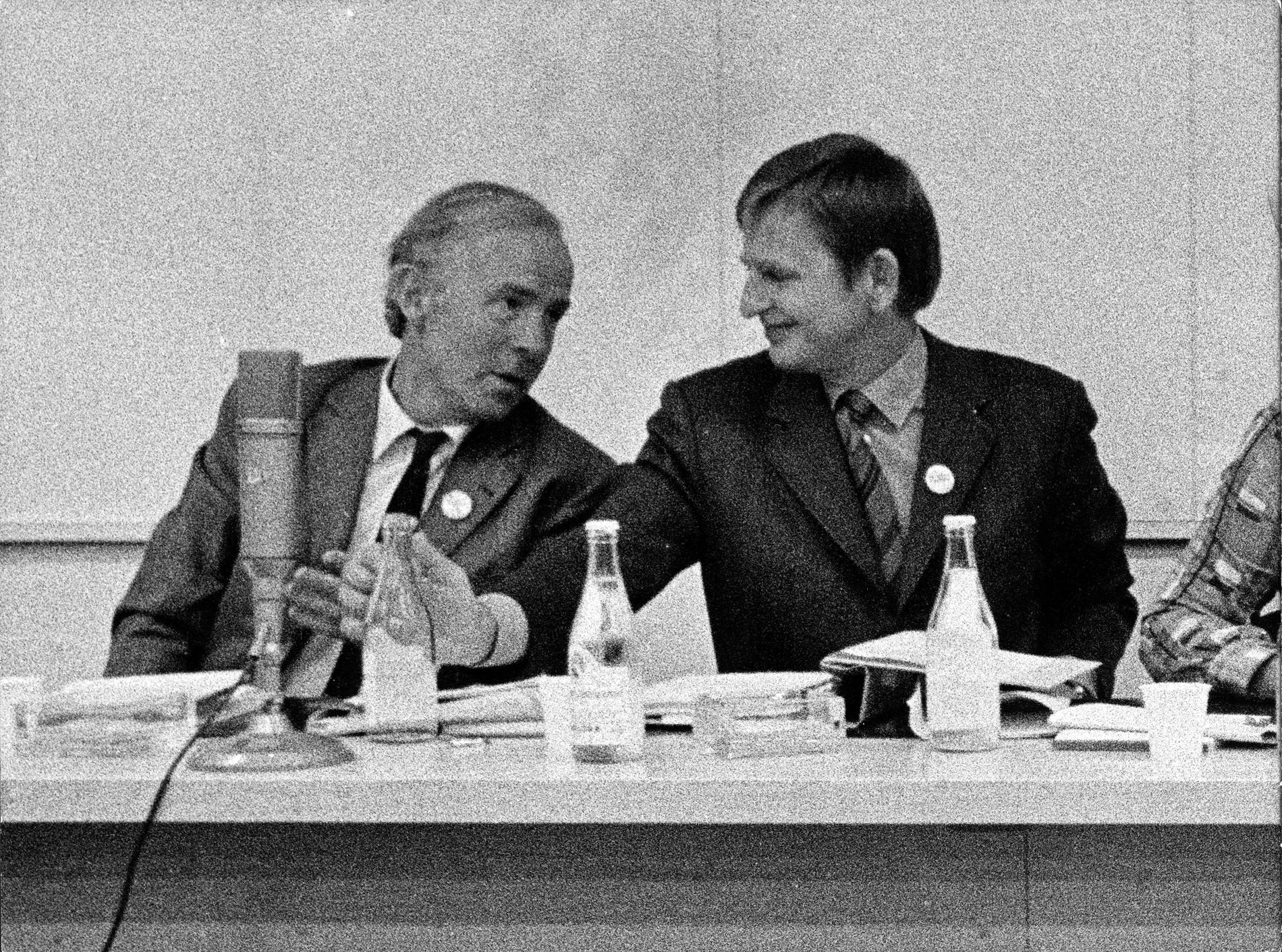 CH Hermansson tillsammans med Olof Palme.