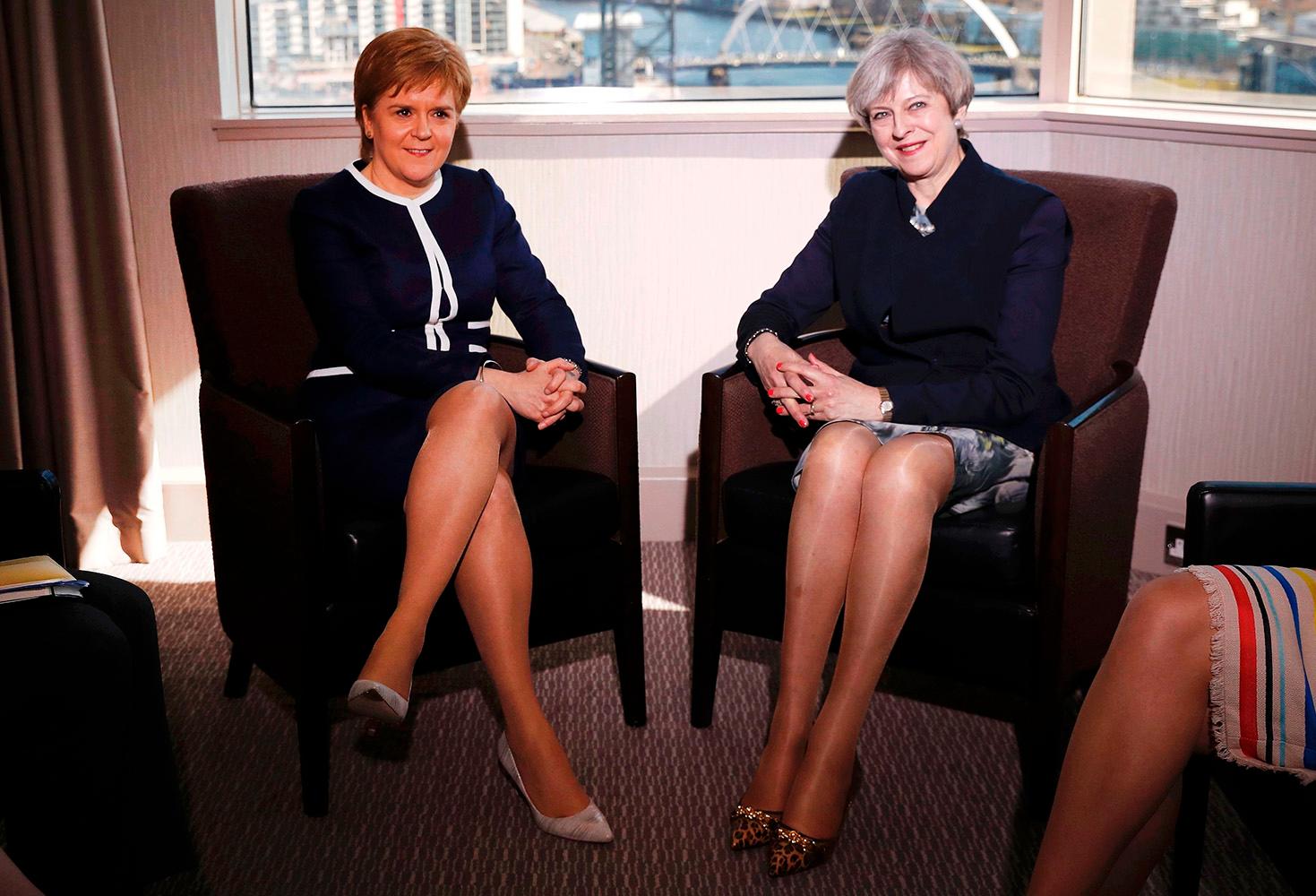 Sturgeon och May.