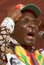 Galen?  Robert Mugabe har drivit Zimbabwe till ruinens brant. Många misstänker att han helt enkelt förlorat förståndet.