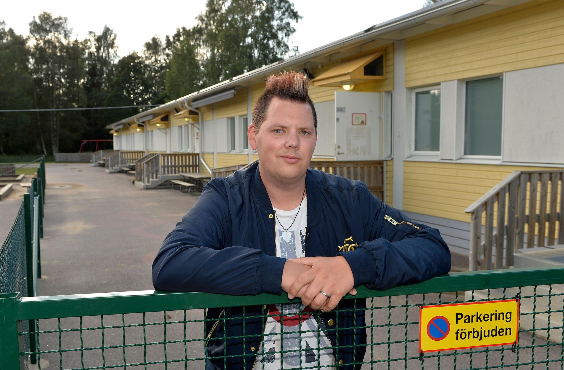 Rasmus Eriksson drömmer om att bli behörig lärare.