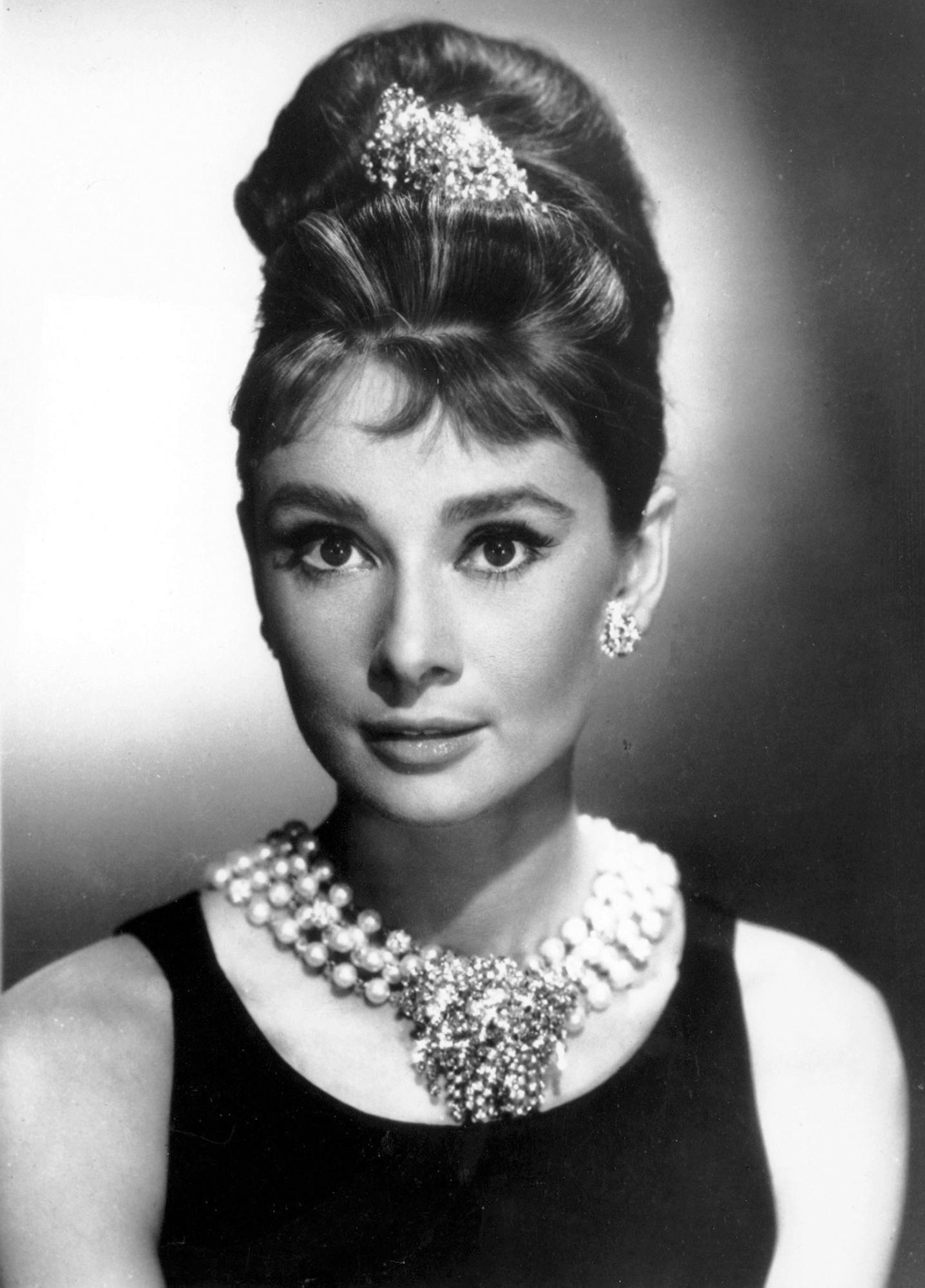  Audrey Hepburn 