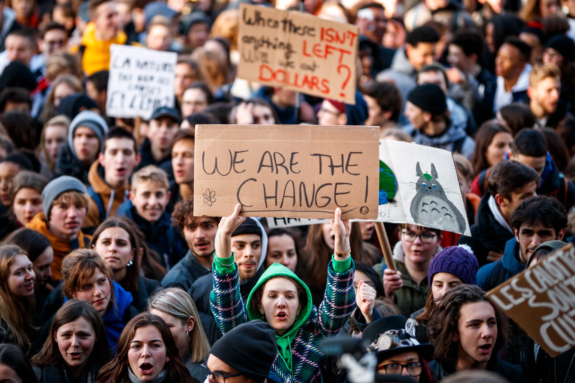 Greta Thunbergs skolstrejk sprider sig långt utanför landets gränser. På bilden demonstrerar studenter i schweiziska Lausanne i januari för klimatet.