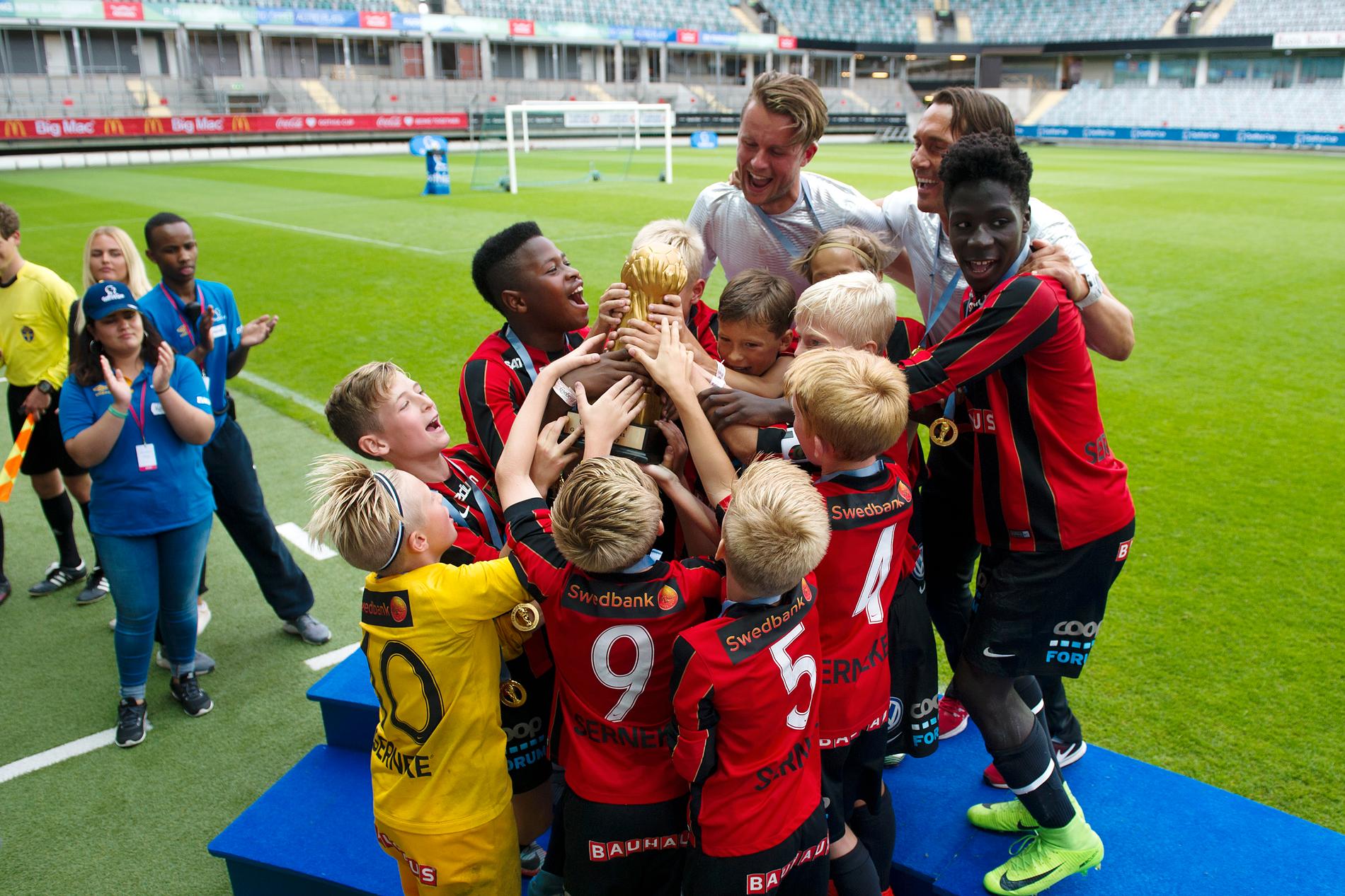 Brommapojkarnas lag vann också Gothia cup för 11-åringar 2017.