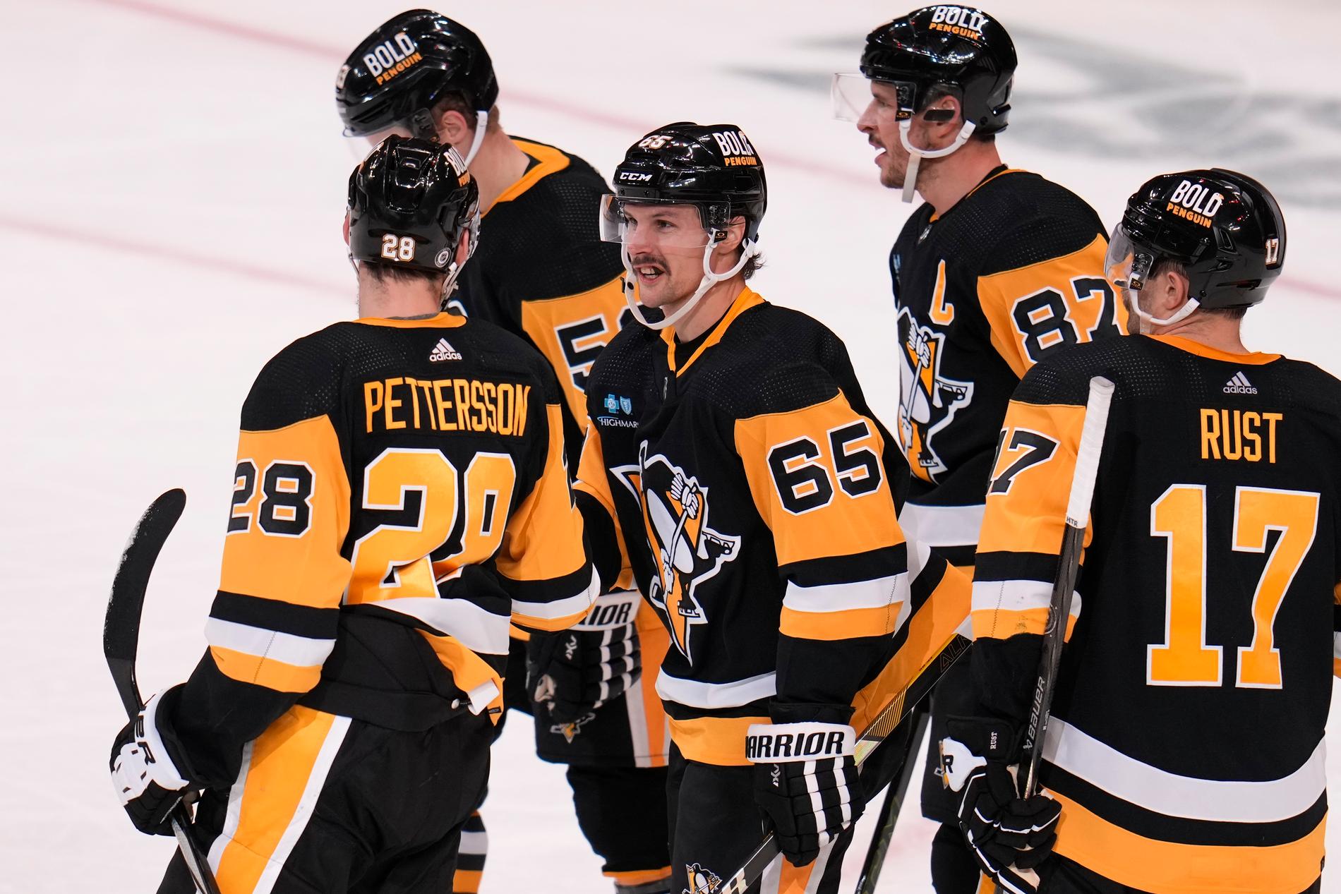 Karlsson i nya laget Pittsburgh Penguins. 