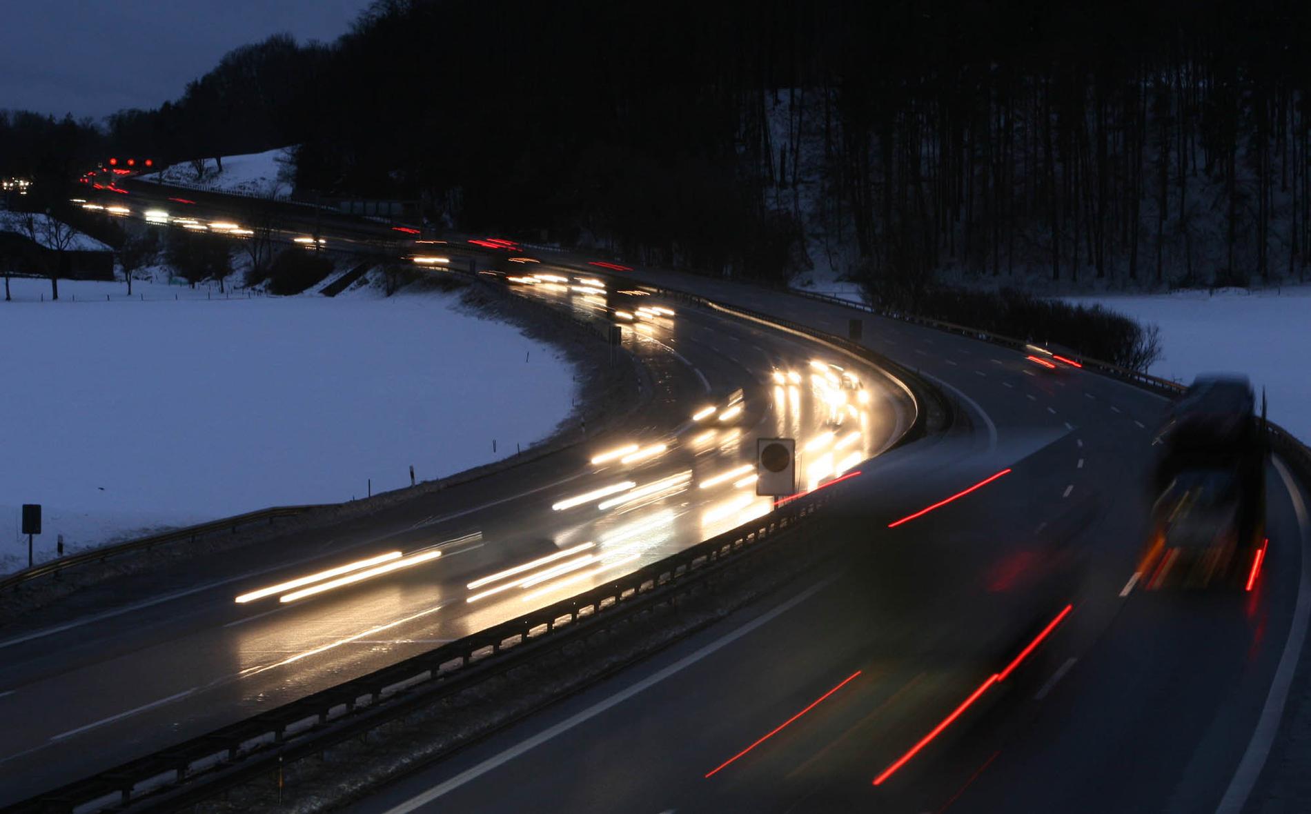 Åttaåringen stal sina föräldrars bil och körde 140 kilometer i timmen. Arkivbild på motorväg mellan München och Salzburg.